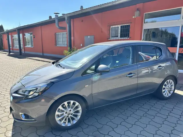 Opel Corsa view 3