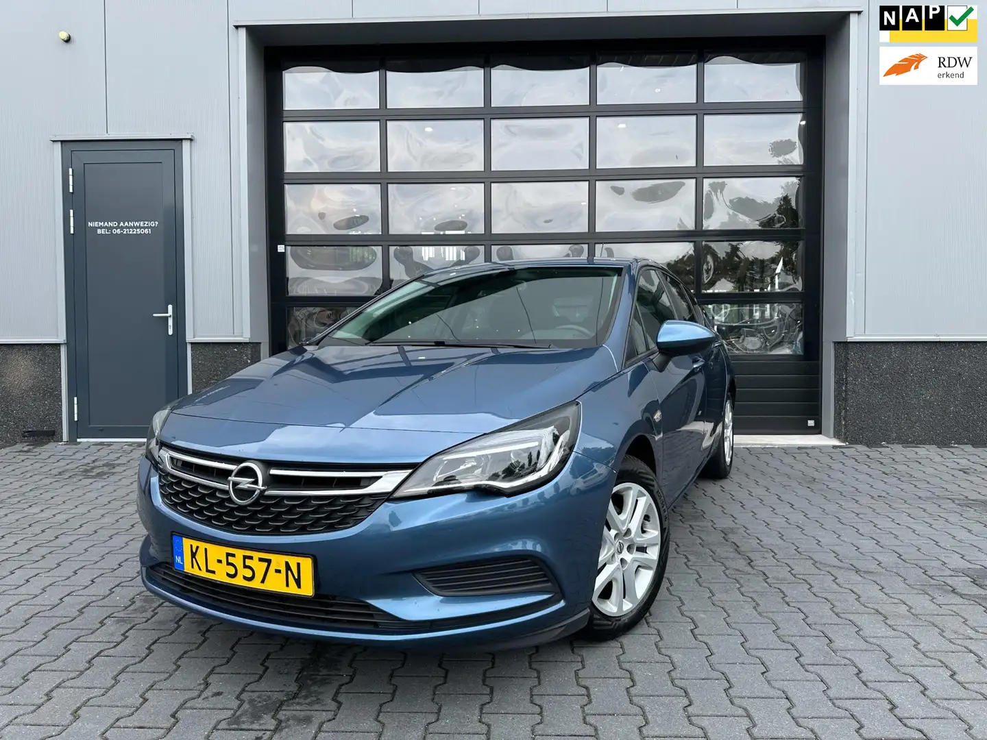 Opel Astra 1.0 Edition trekhaak 5 deurs Blu/Azzurro - 1