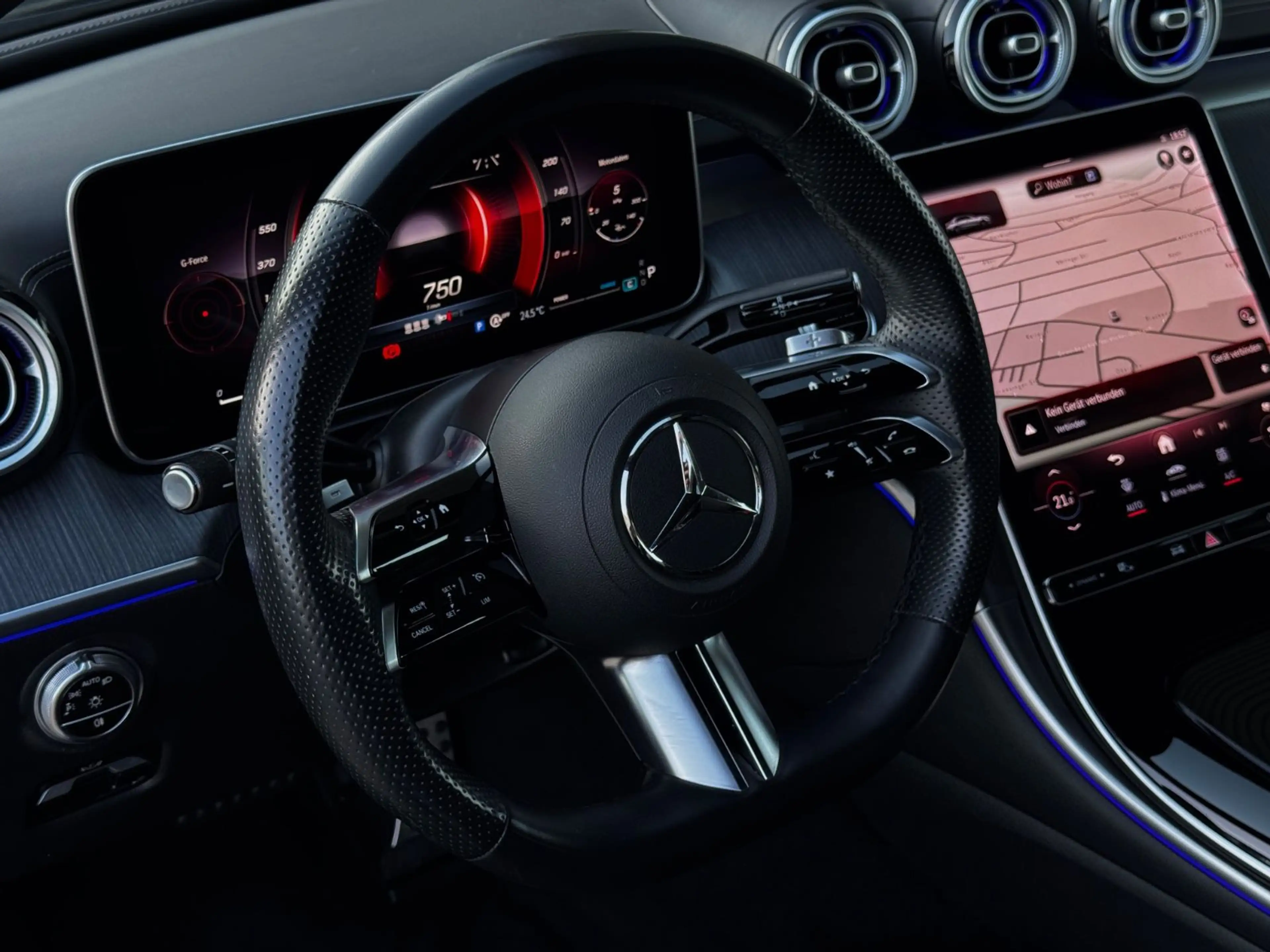 Mercedes-Benz C 300 d Limo AMG/DIGITAL LIGHT/NIGHT/AHK/Kamera — photo 14