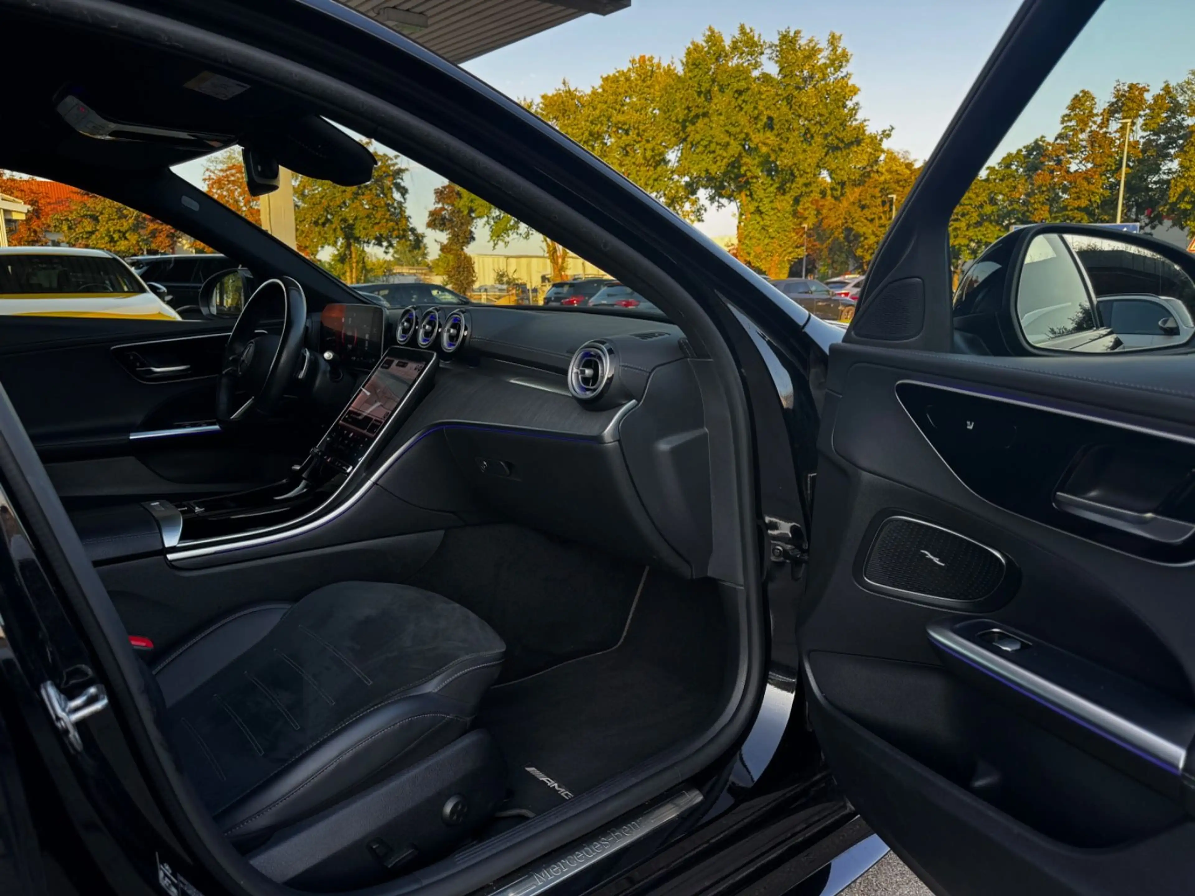 Mercedes-Benz C 300 d Limo AMG/DIGITAL LIGHT/NIGHT/AHK/Kamera — photo 9