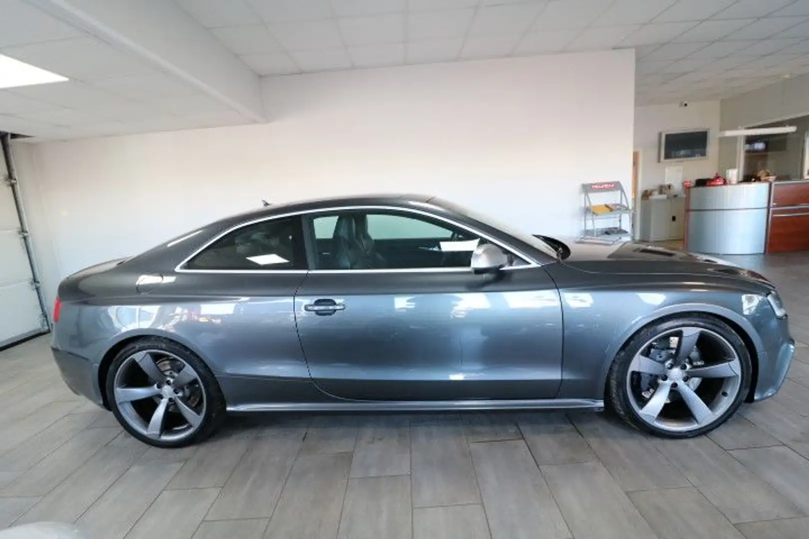 Audi RS5 Coupe 4.2 FSI quattro Grau - 2