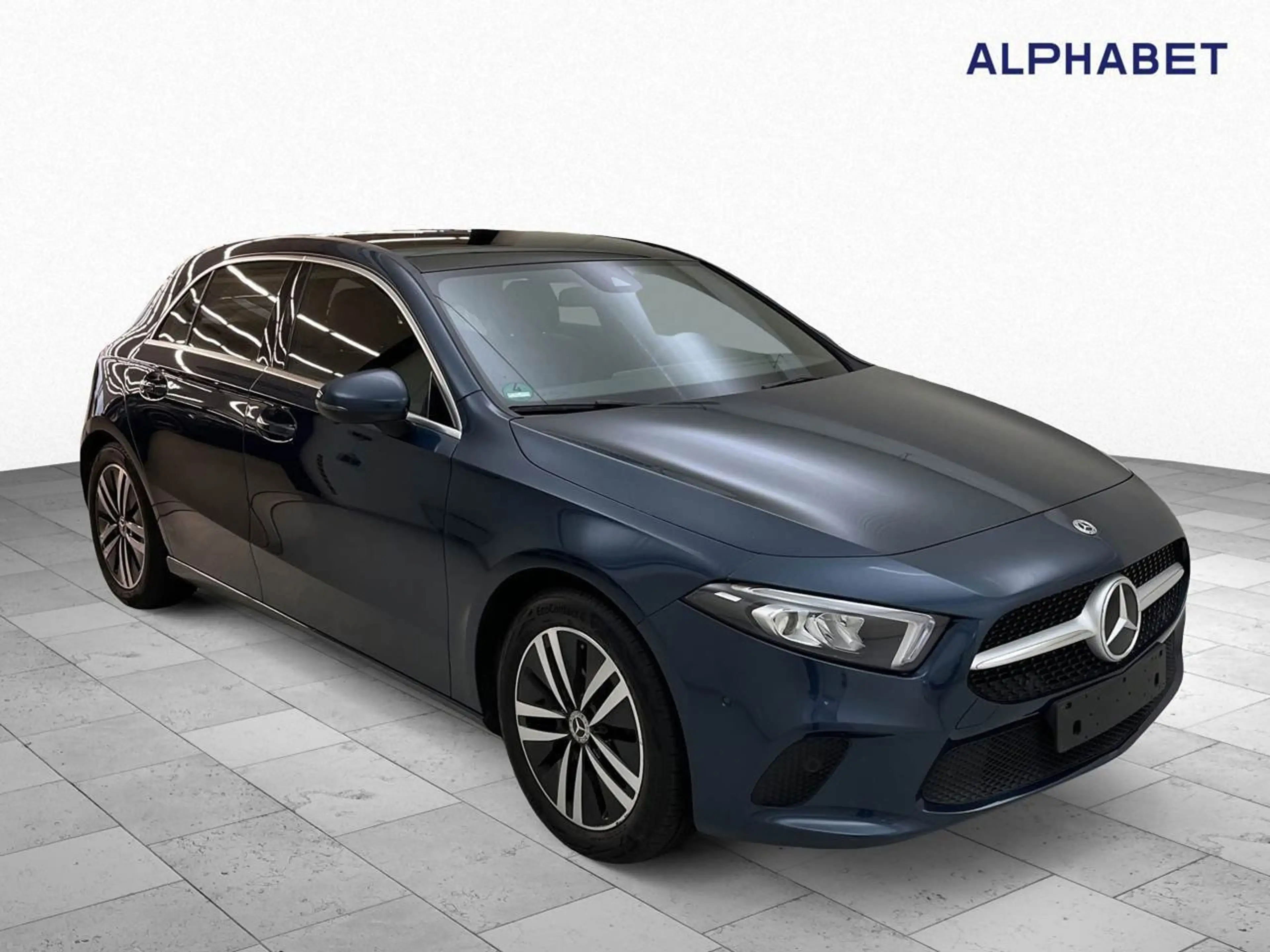 Mercedes-Benz A 220 d Advanced Progressive 4Matic Pano S-Dach ACC Key — photo 6
