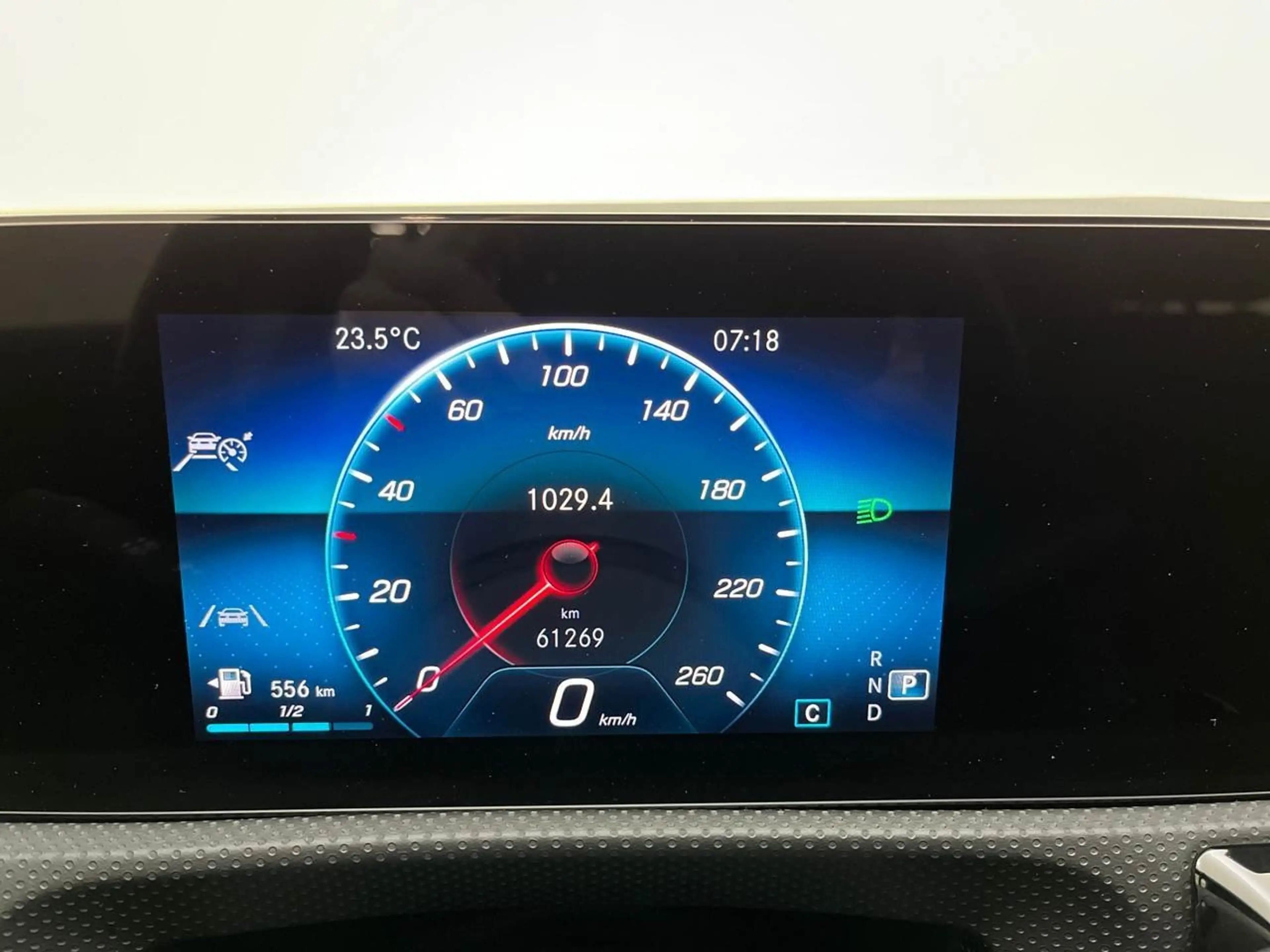 Mercedes-Benz A 220 d Advanced Progressive 4Matic Pano S-Dach ACC Key — photo 9