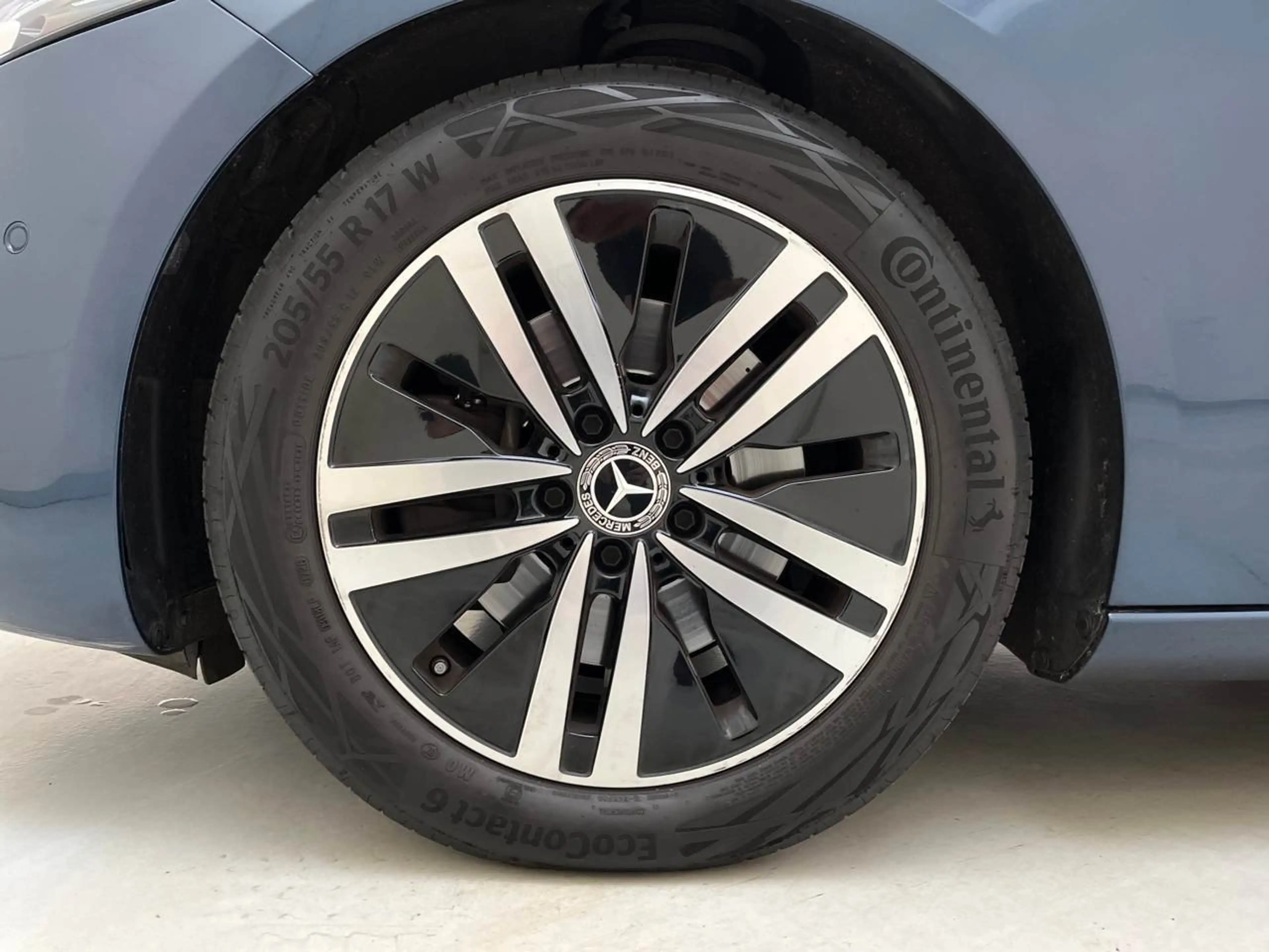 Mercedes-Benz A 220 d Advanced Progressive 4Matic Pano S-Dach ACC Key — photo 11