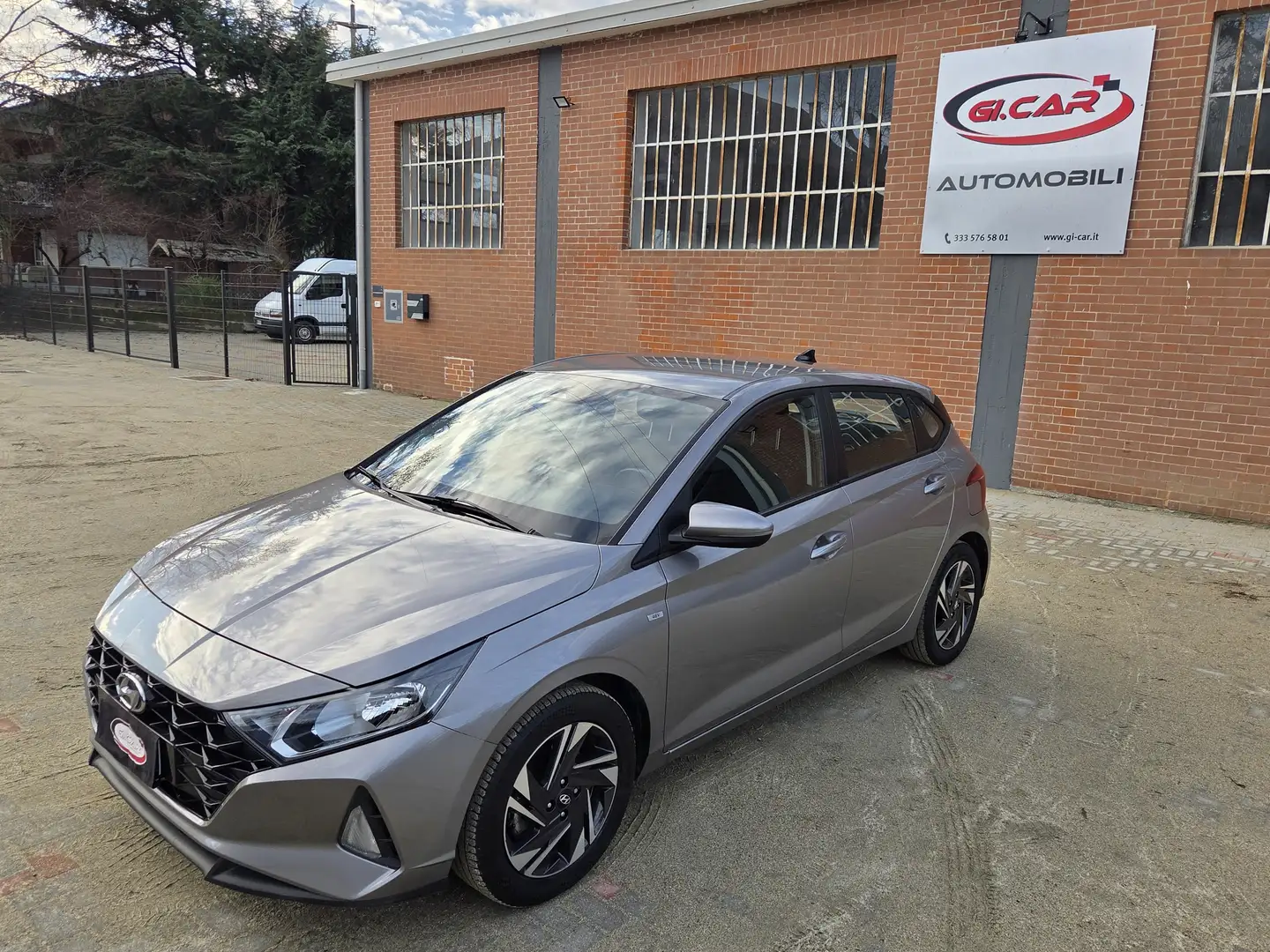 Hyundai i20 1.0 t-gdi 48V Connectline imt 100cv - UNICO PROPR. Grau - 1