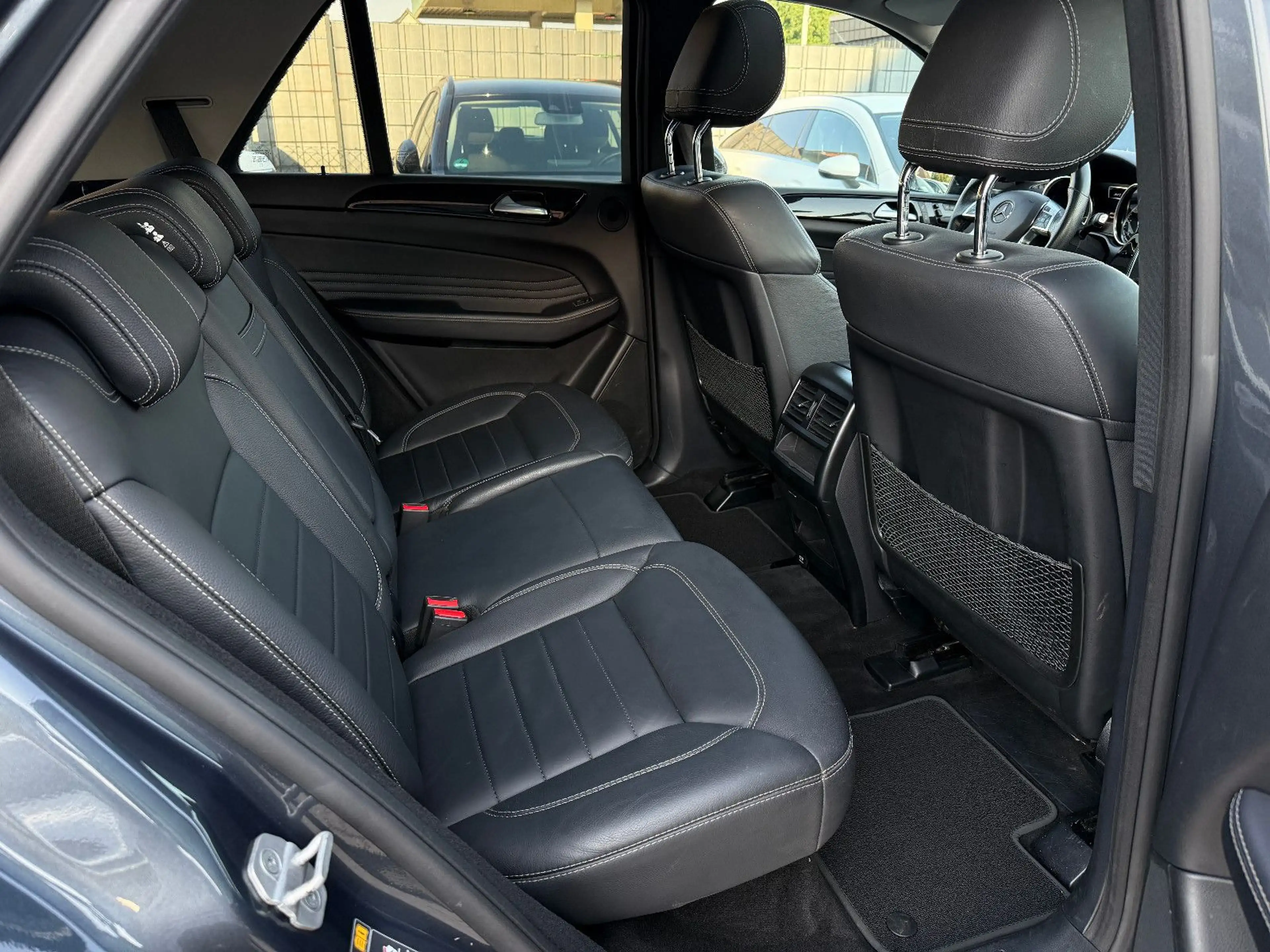Mercedes-Benz ML 350 CDI 4Matic, Kamera, ACC, Scheckheft — photo 14