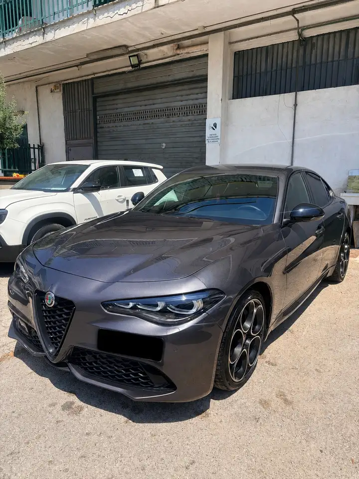 Alfa Romeo Giulia 2023