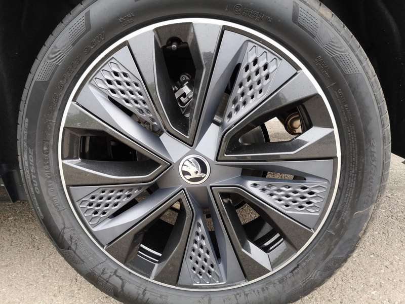 Skoda Karoq Sportline 1.5TSI DSG AHK Matrix ACC Navi 110 kW... — photo 4