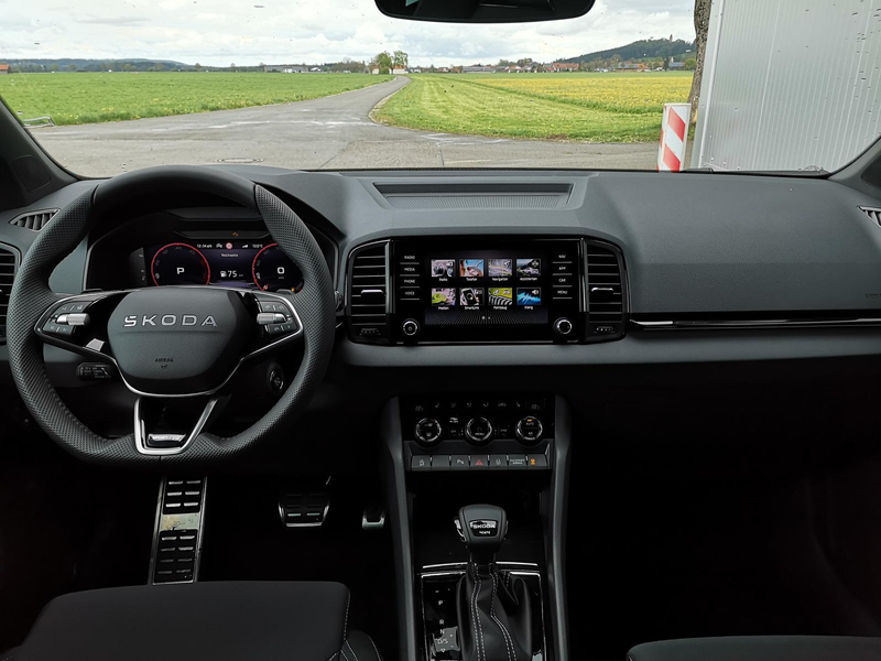 Skoda Karoq Sportline 1.5TSI DSG AHK Matrix ACC Navi 110 kW... — photo 7