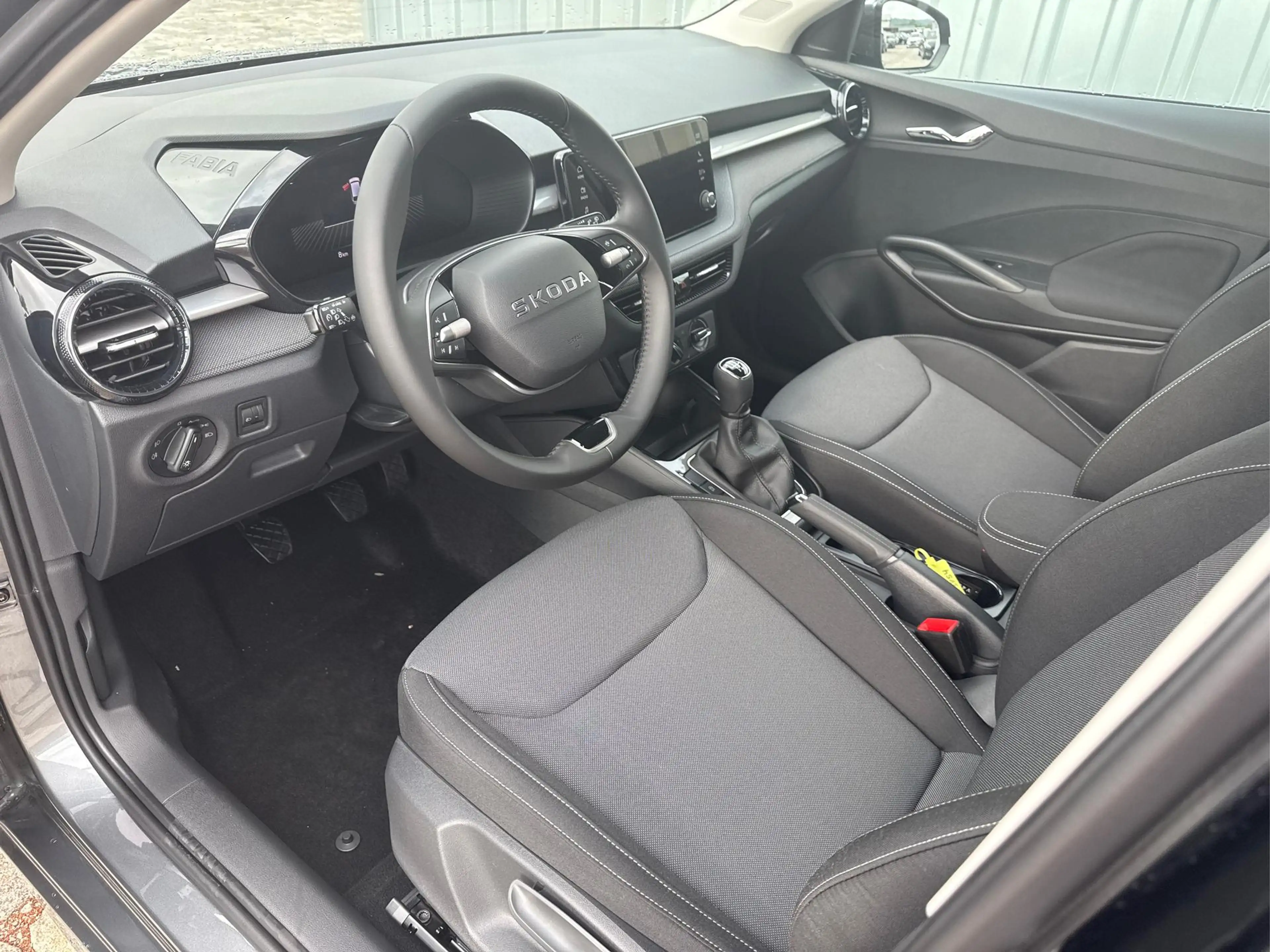 Skoda Fabia 130 Jahre 1.0 MPI 80 PS-Virtuelles Cockpit-Appl... — photo 6