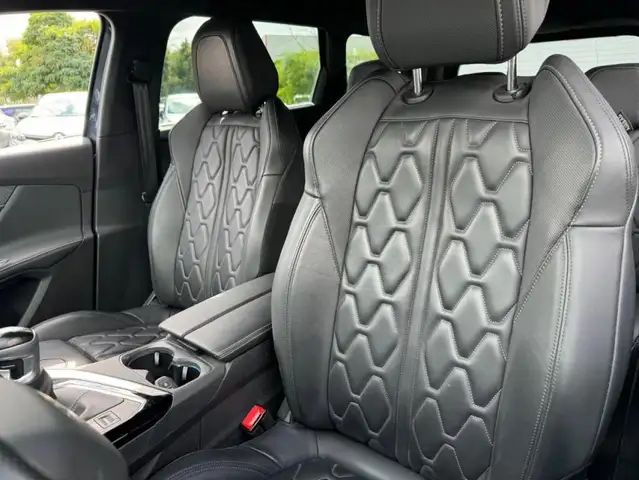 Peugeot 5008 view 11