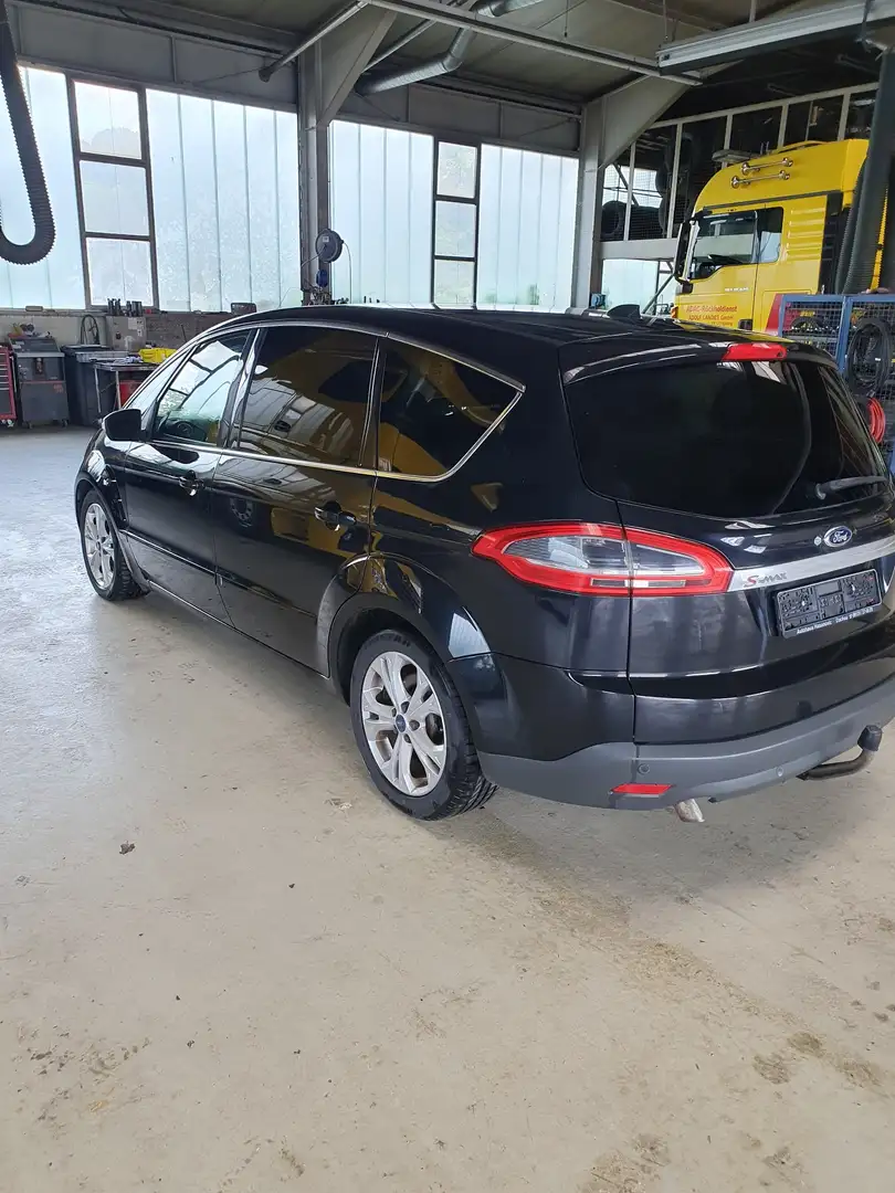 Ford S-Max 2.0 TDCi DPF Titanium S - 2