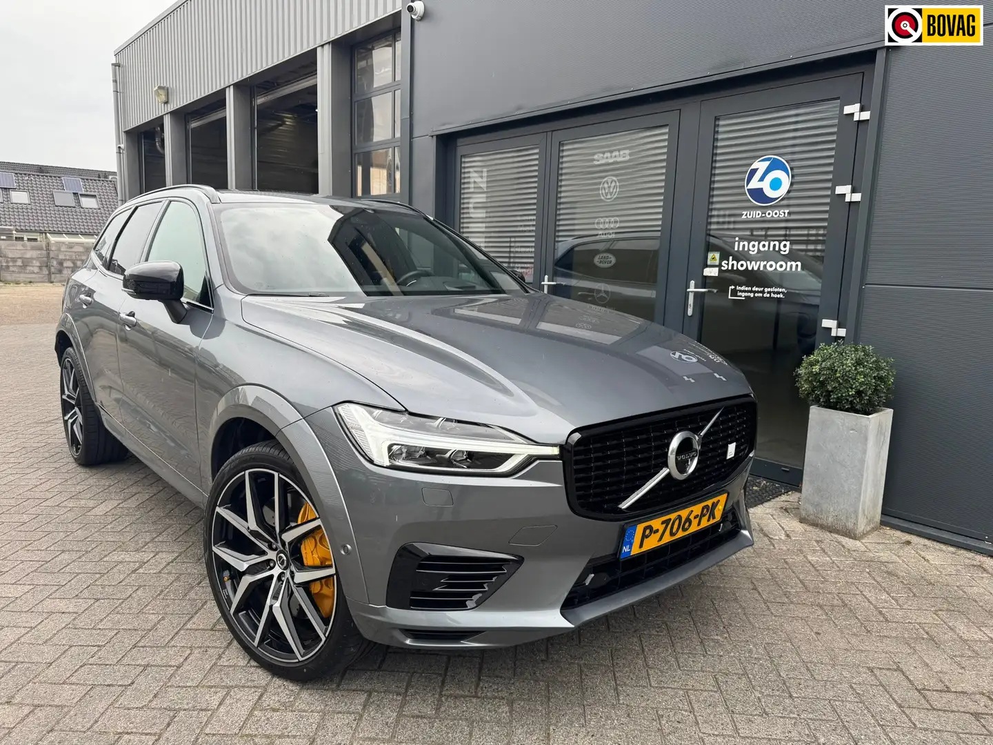 Volvo XC60 2.0 T8 AWD Polestar Engineered (HEICO) Grijs - 1