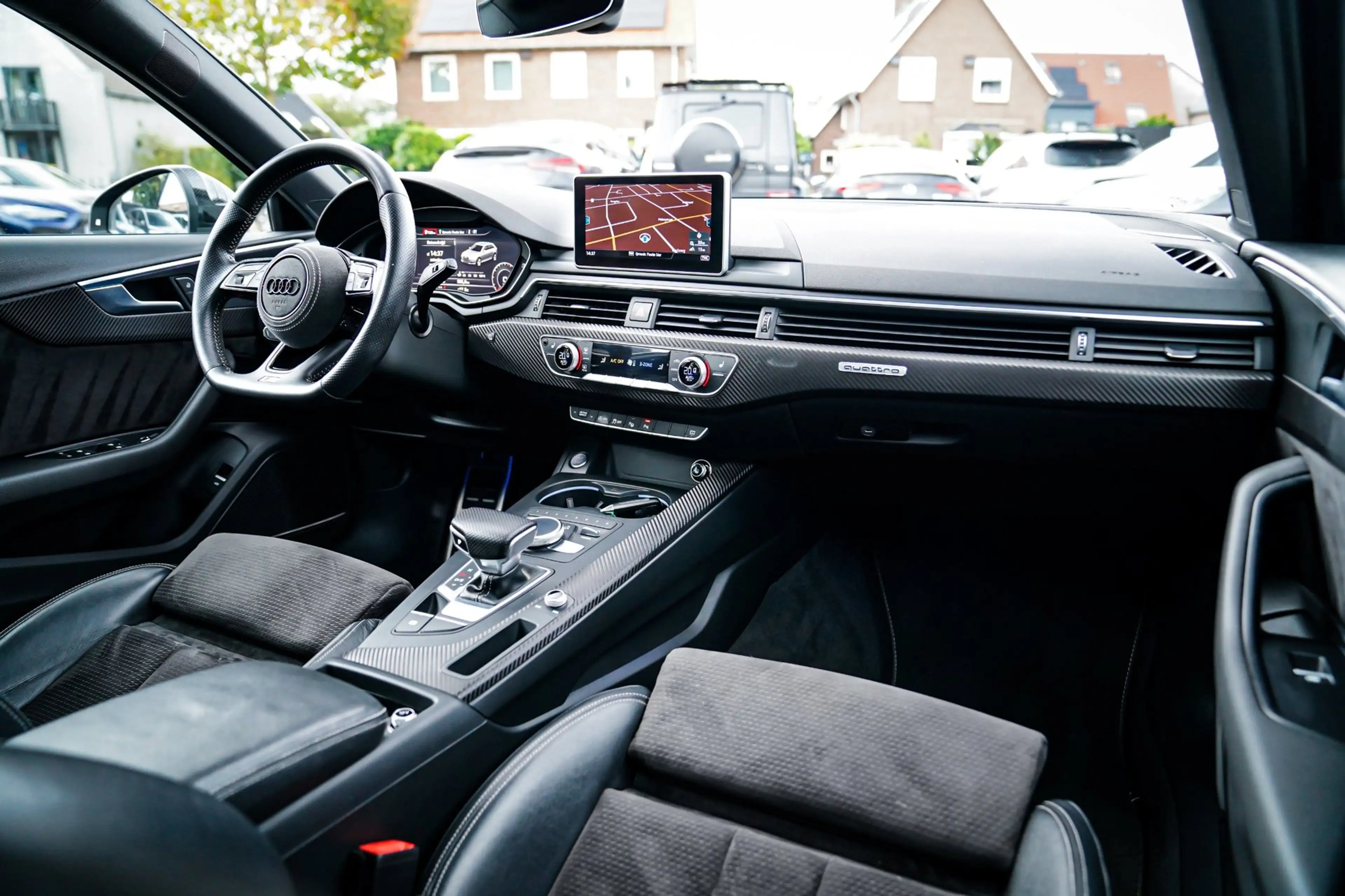 Audi A4 Avant 2.0 TFSI quattro Sport Pro Line S | Panorama — photo 23