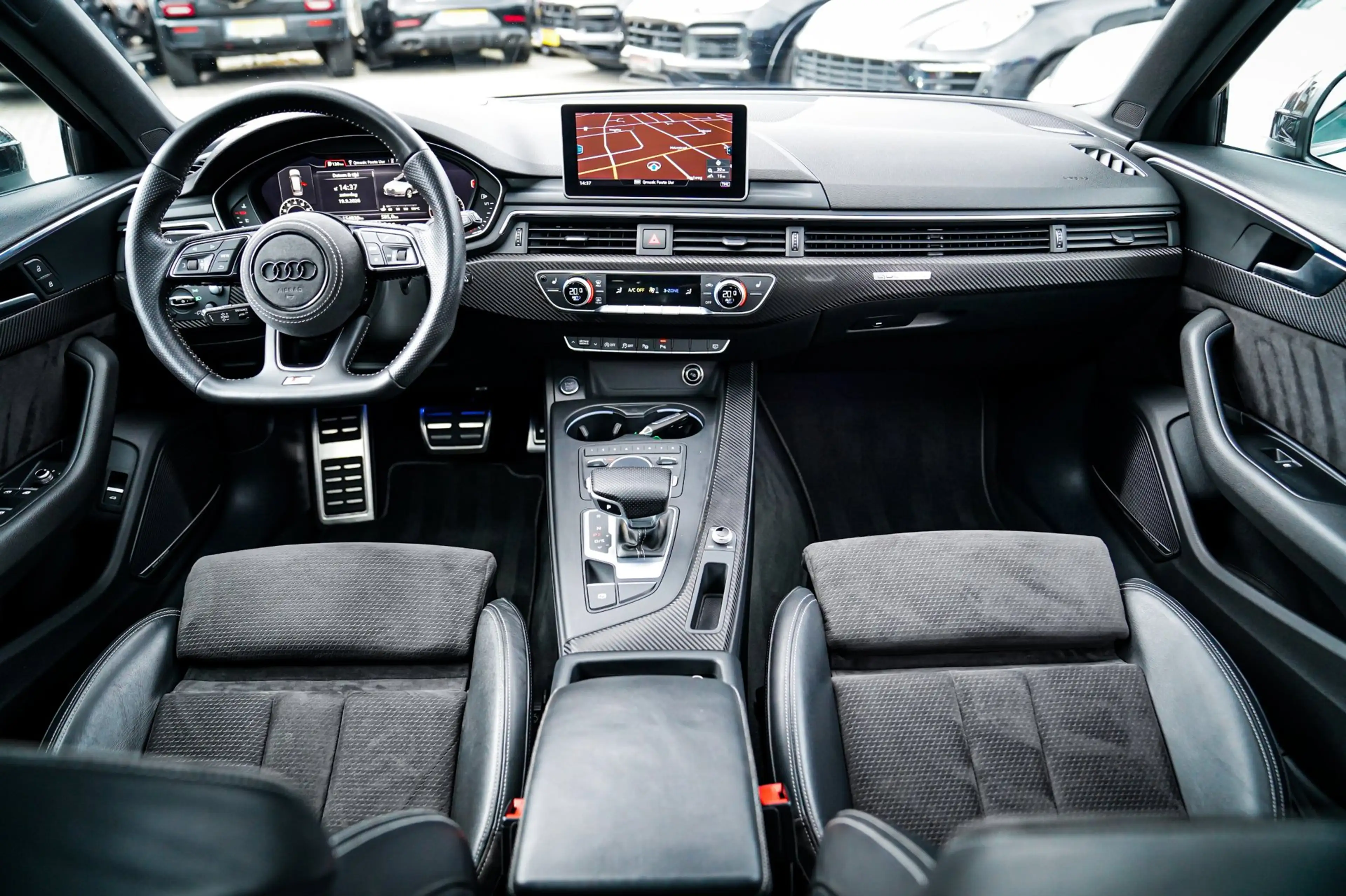 Audi A4 Avant 2.0 TFSI quattro Sport Pro Line S | Panorama — photo 3