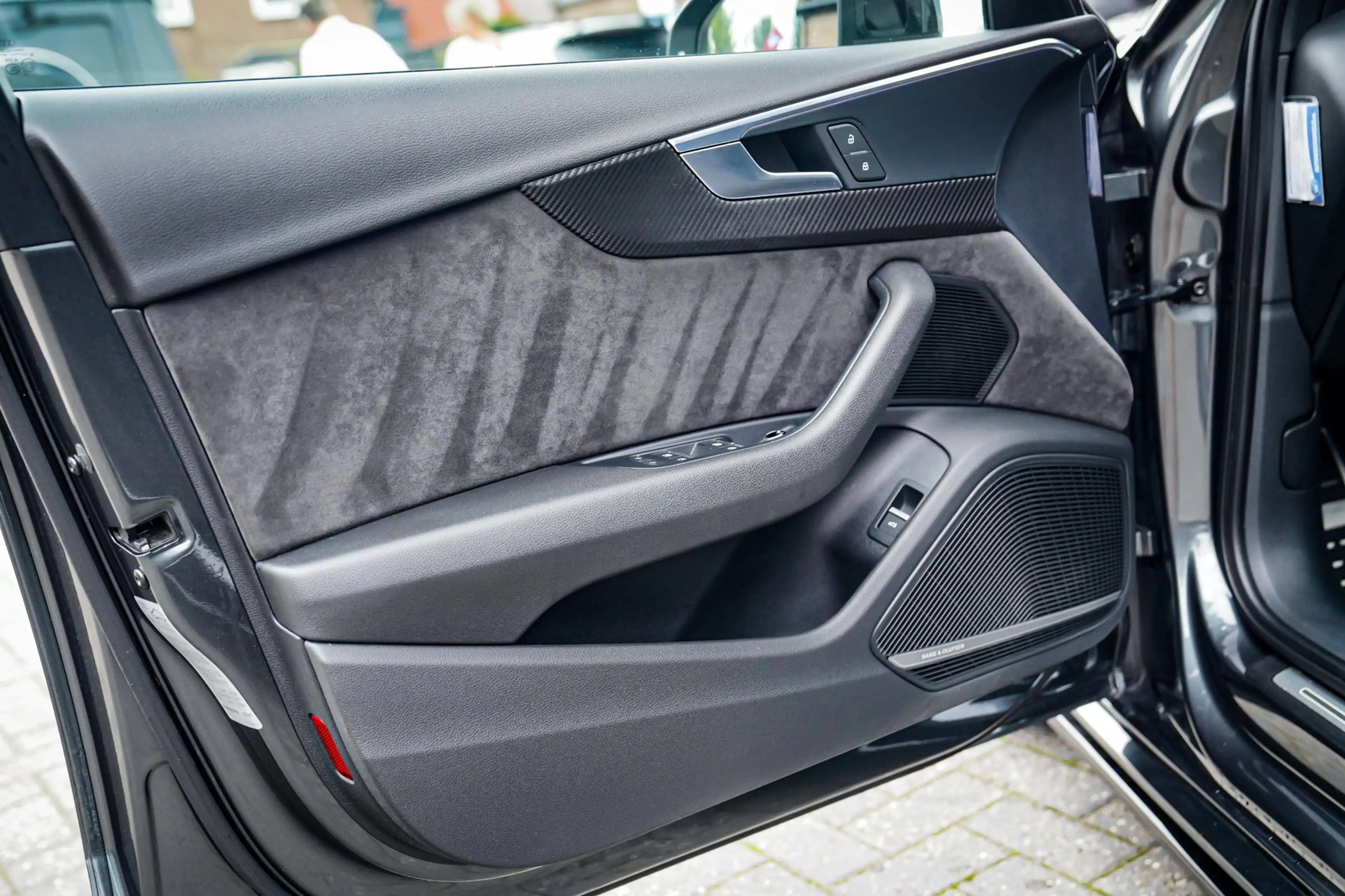 Audi A4 Avant 2.0 TFSI quattro Sport Pro Line S | Panorama — photo 40