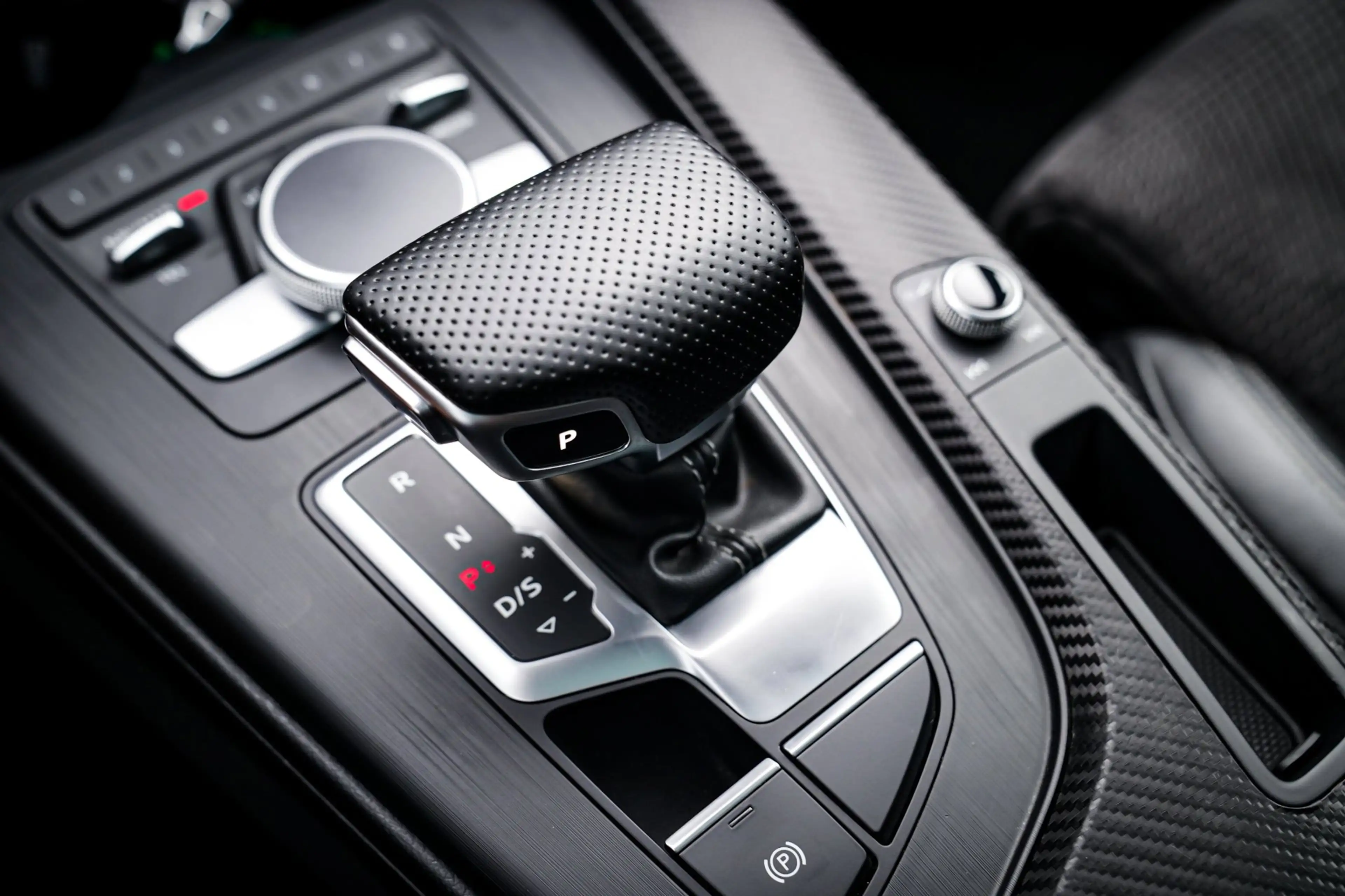 Audi A4 Avant 2.0 TFSI quattro Sport Pro Line S | Panorama — photo 46