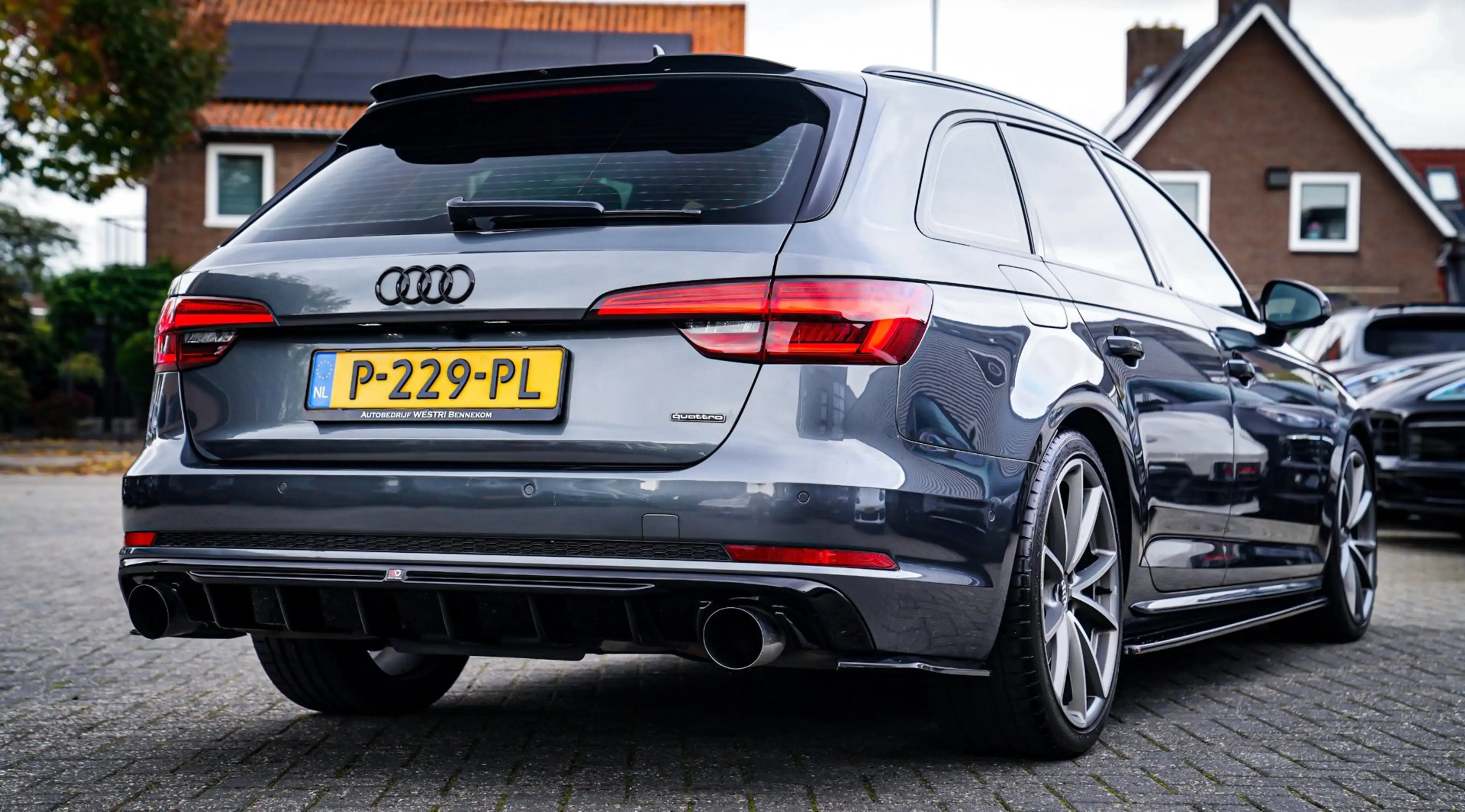 Audi A4 Avant 2.0 TFSI quattro Sport Pro Line S | Panorama — photo 2