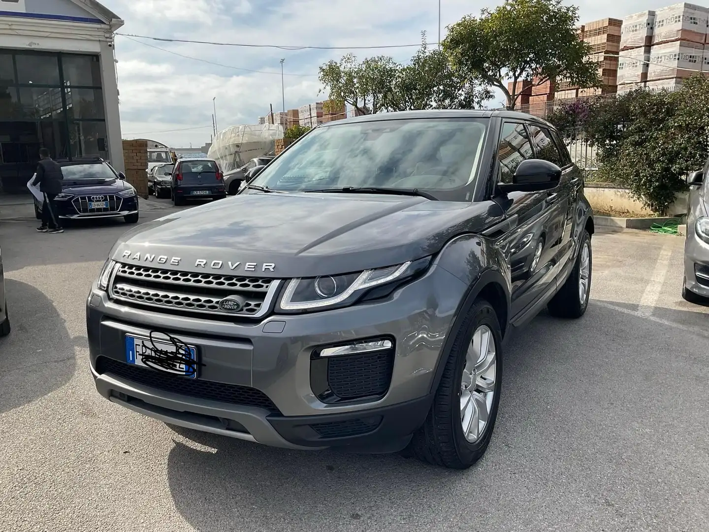 Land Rover Range Rover Evoque 5p 2.0 td4 Launch edition 150cv - 1