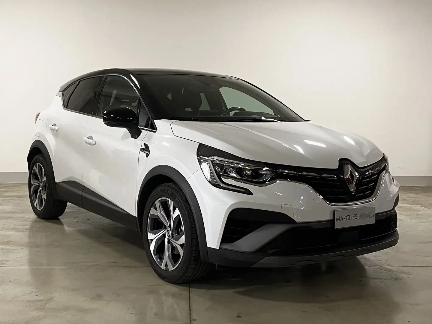 Renault Captur E-Tech Hybrid RS line 145cv Bianco - 2