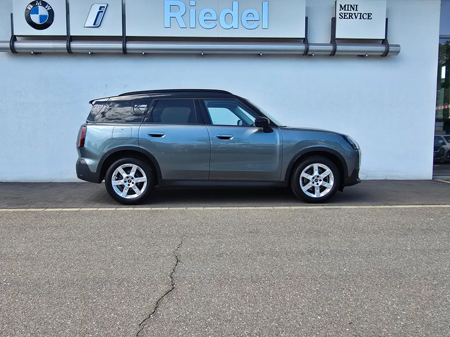 MINI Countryman S All4 Countryman S ALL4 Classic Trim Navi AHK PaketM Grün - 2