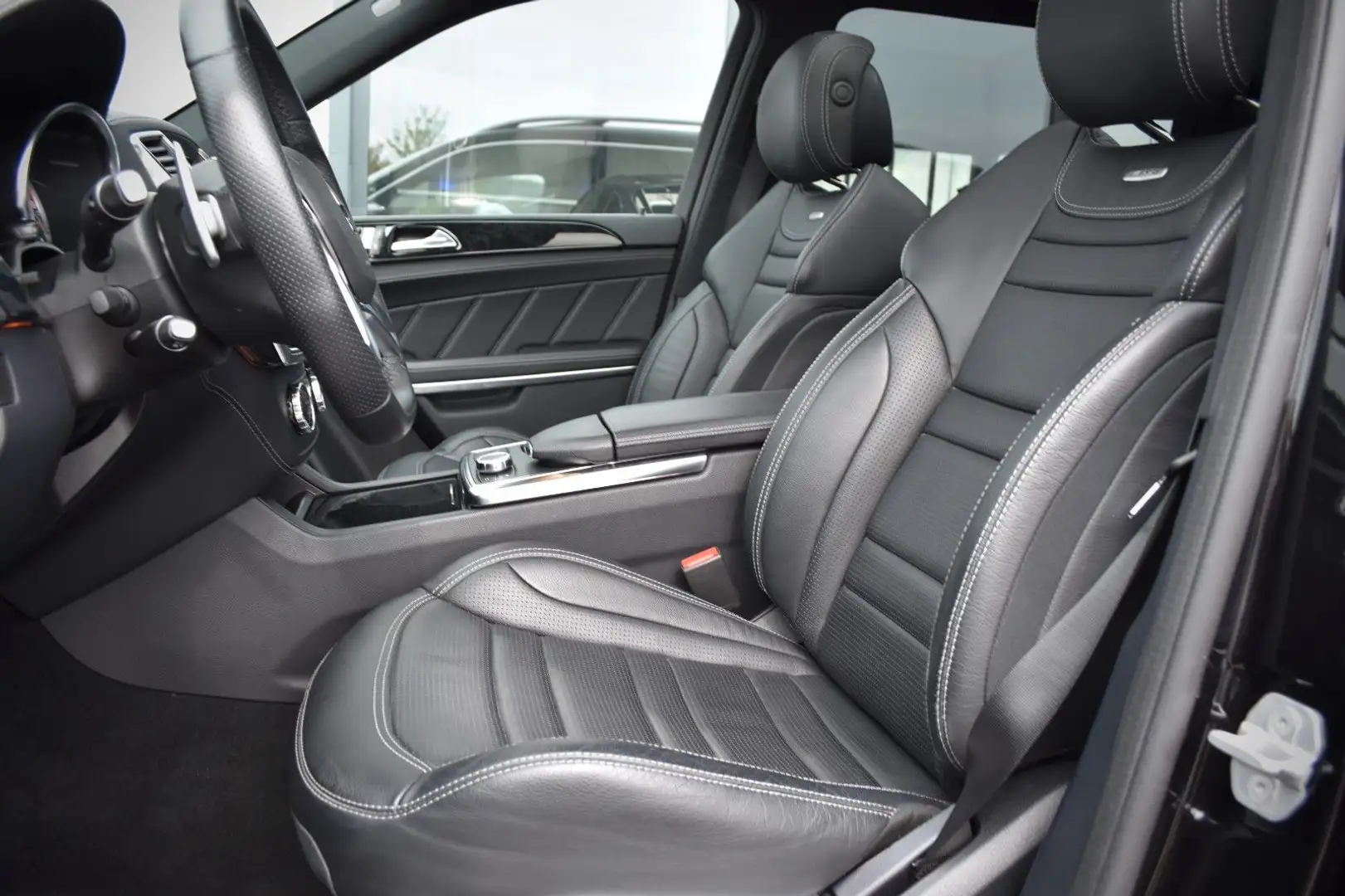 Mercedes-Benz GL 63 AMG GL 4MATIC MASSAGE PANO BRABUS H&K AHK Negro - 2