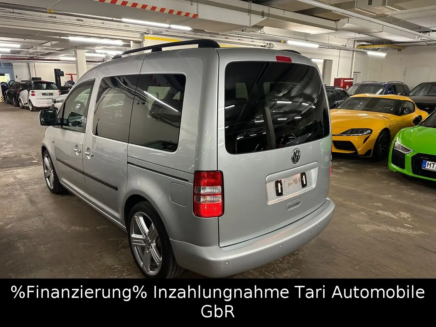 Volkswagen Caddy 1.6 TDI Kombi Team 5-Sitzer Klimaaut., 18" Silber - 1