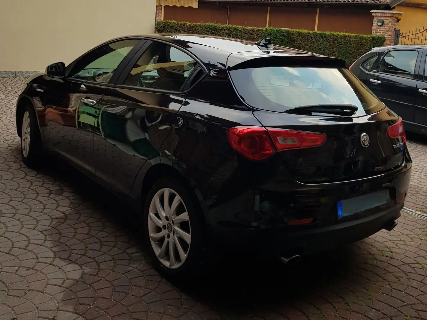 Alfa Romeo Giulietta 2.0 JTDM 150 CV Nero - 1