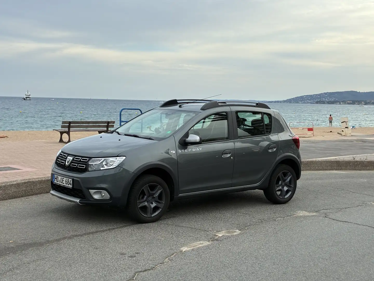 Dacia Sandero Stepway Celebration - 1