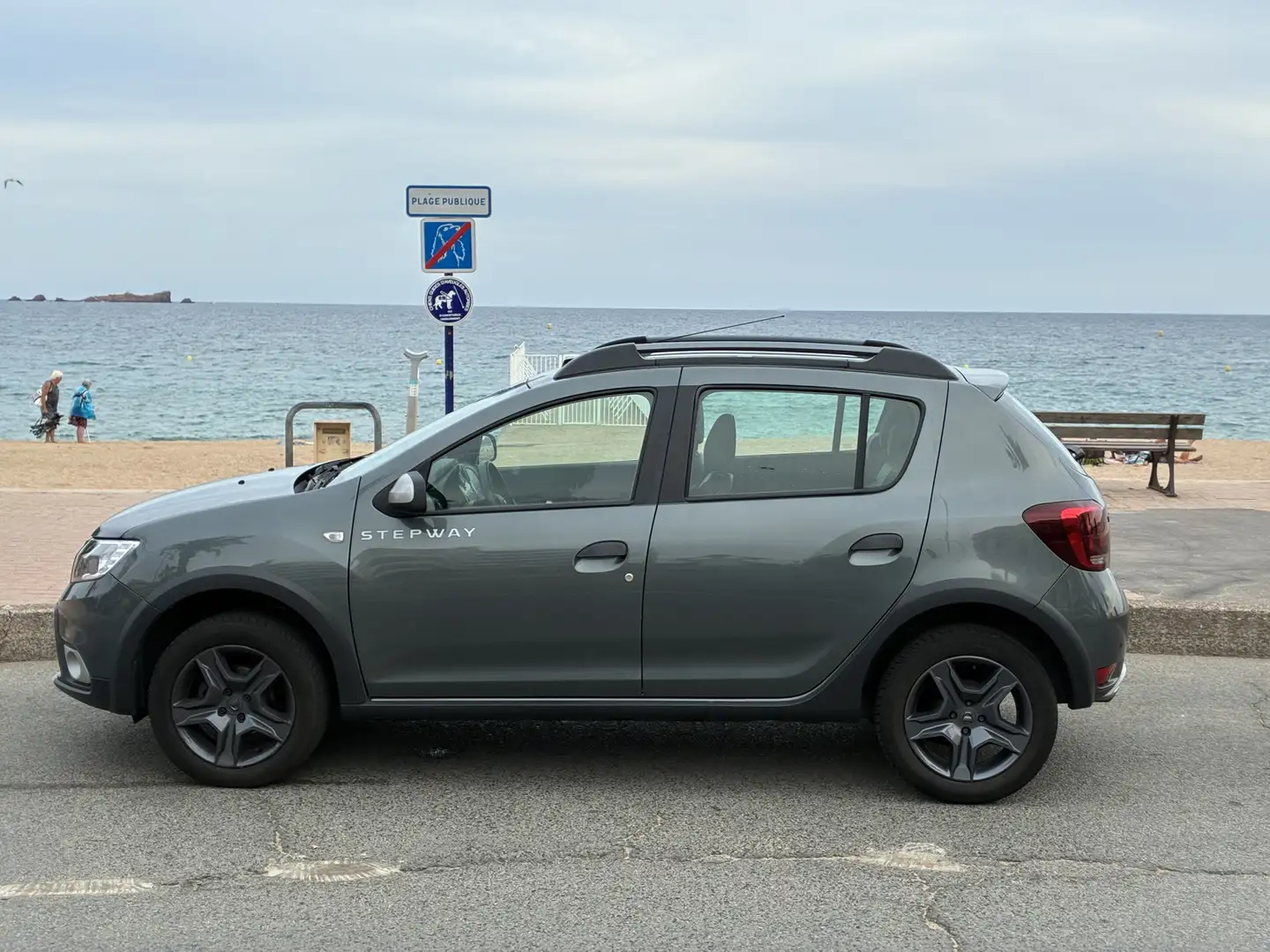 Dacia Sandero Stepway Celebration - 2