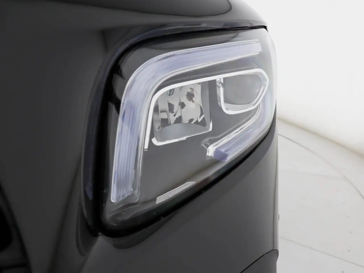 Mercedes-Benz GLB 200 200 d premium auto 8