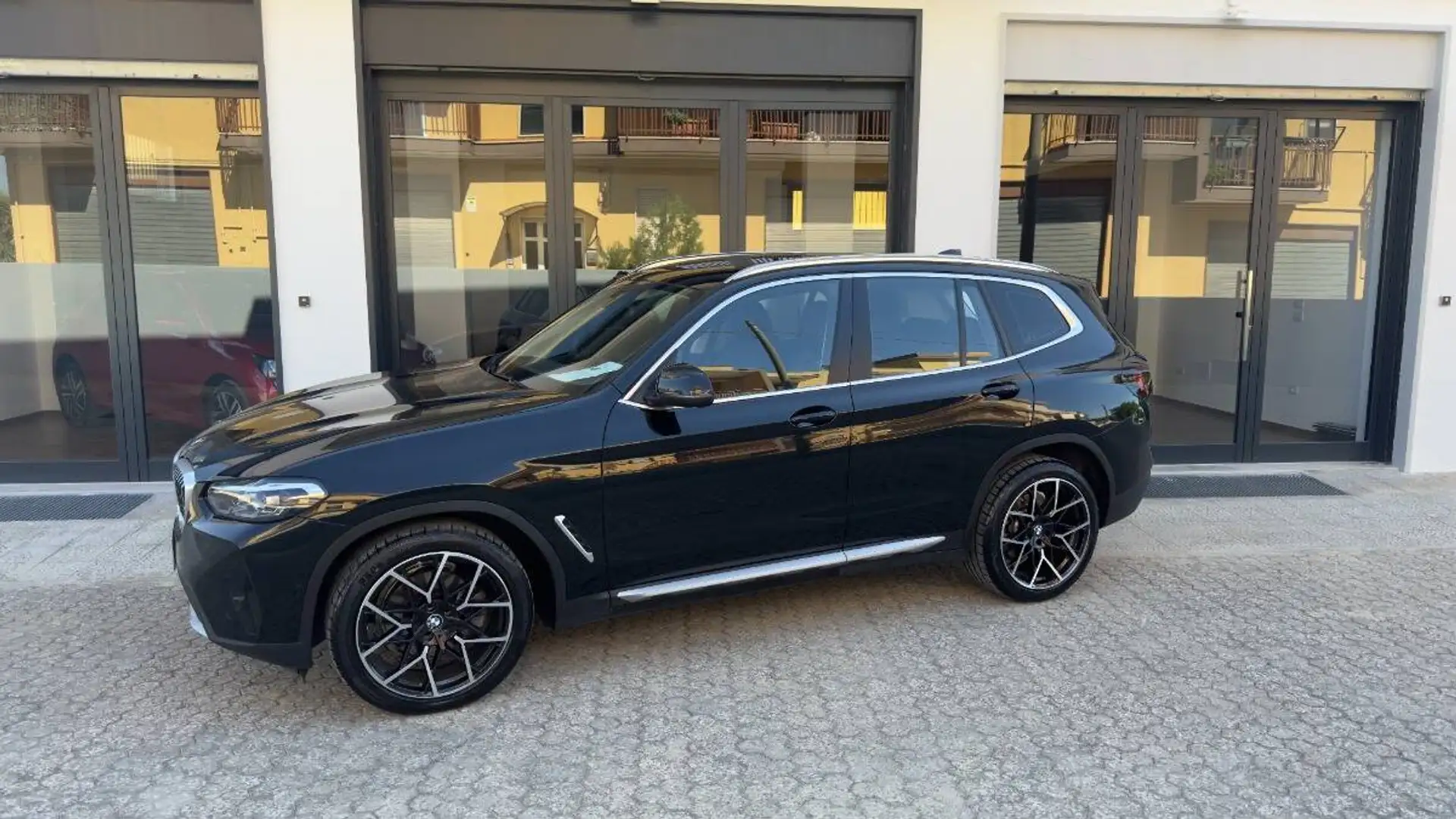 BMW X3 Sdrive18d mhev 48V auto - 1