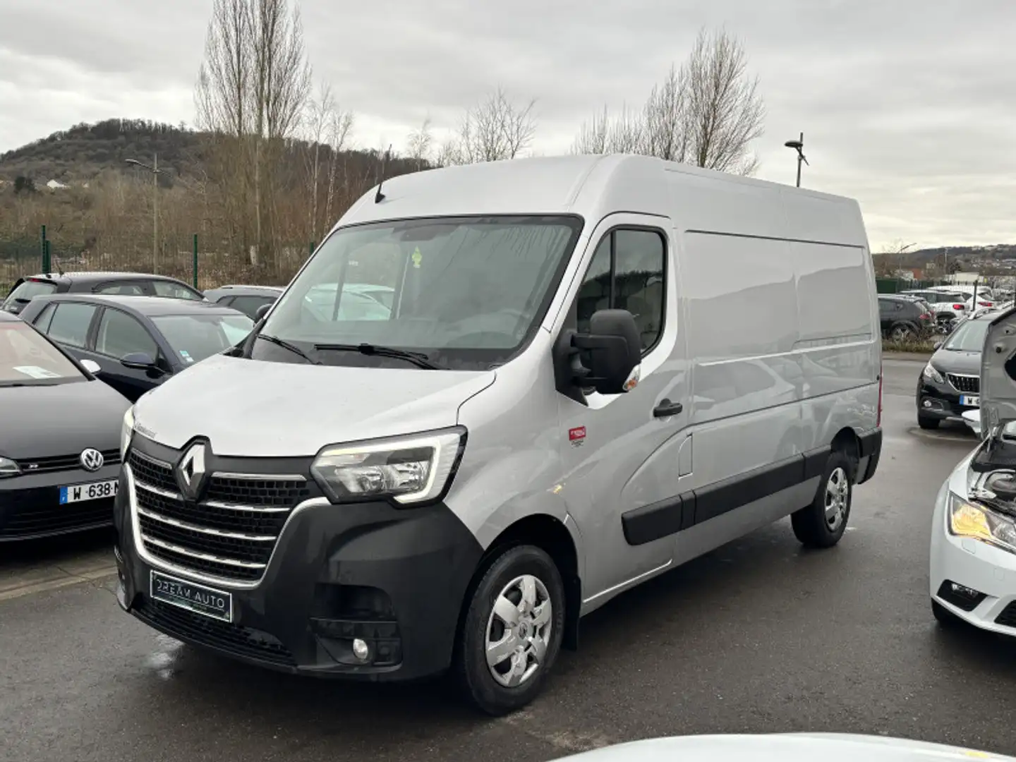 Renault Master F3300 L2H2 2.3 DCI 180CH ENERGY CONFORT EURO6 Gris - 1