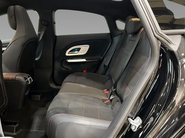 Mercedes-Benz Cla Class view 9