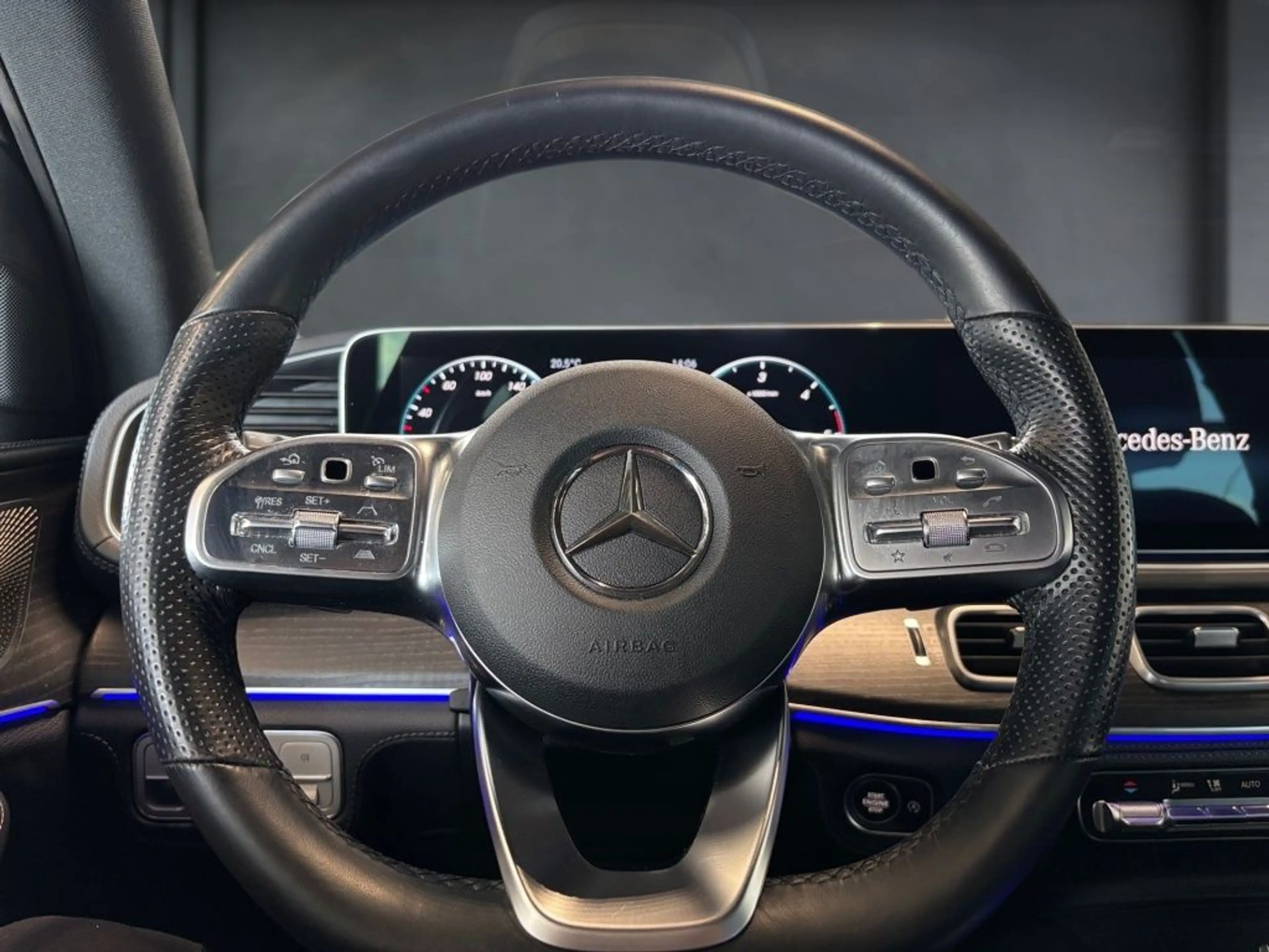 Mercedes-Benz GLS 400 d 4M AMG+MBEAM+AIRM+HuD+BURM+PANO+AHK — photo 6