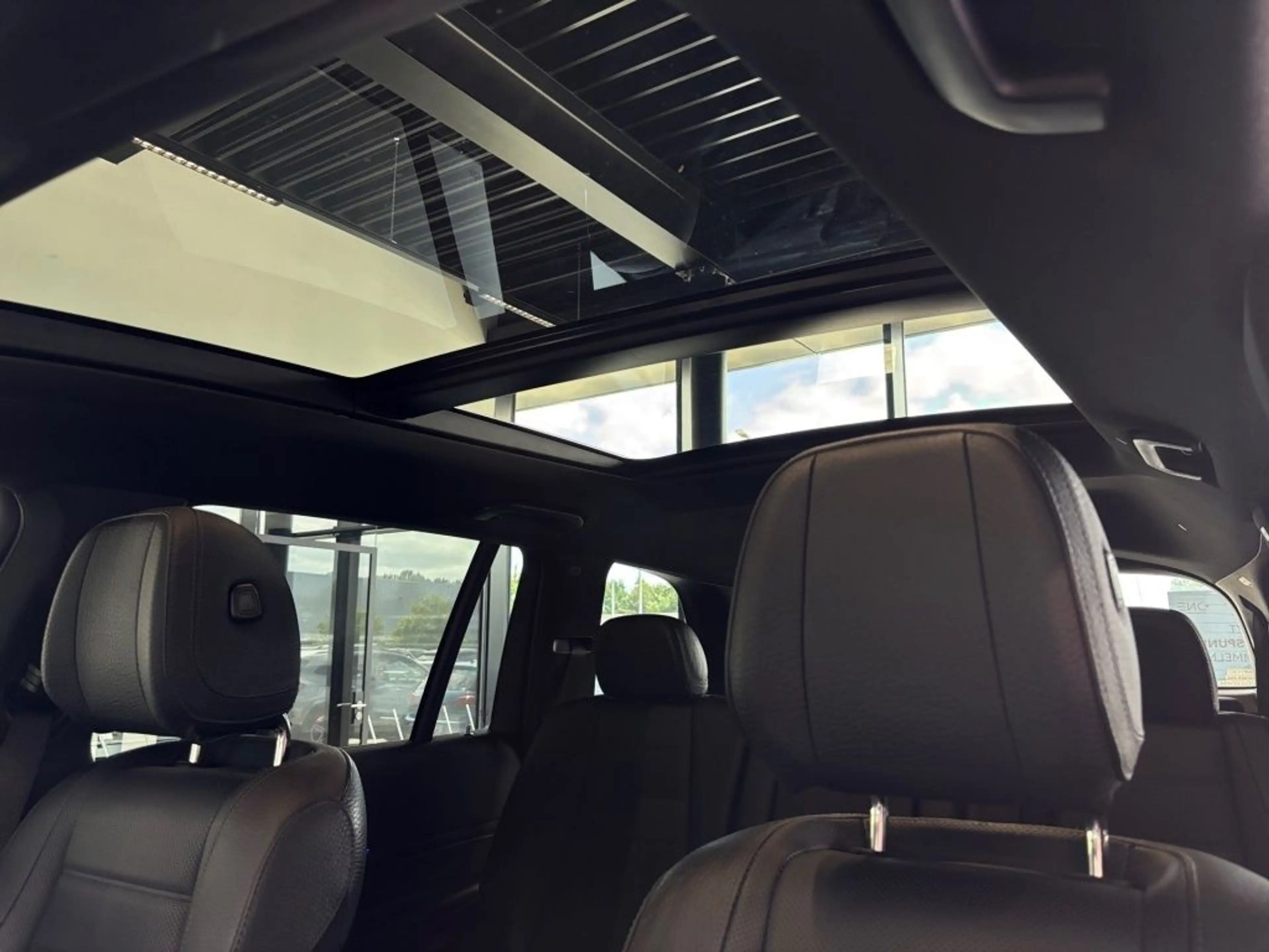 Mercedes-Benz GLS 400 d 4M AMG+MBEAM+AIRM+HuD+BURM+PANO+AHK — photo 14