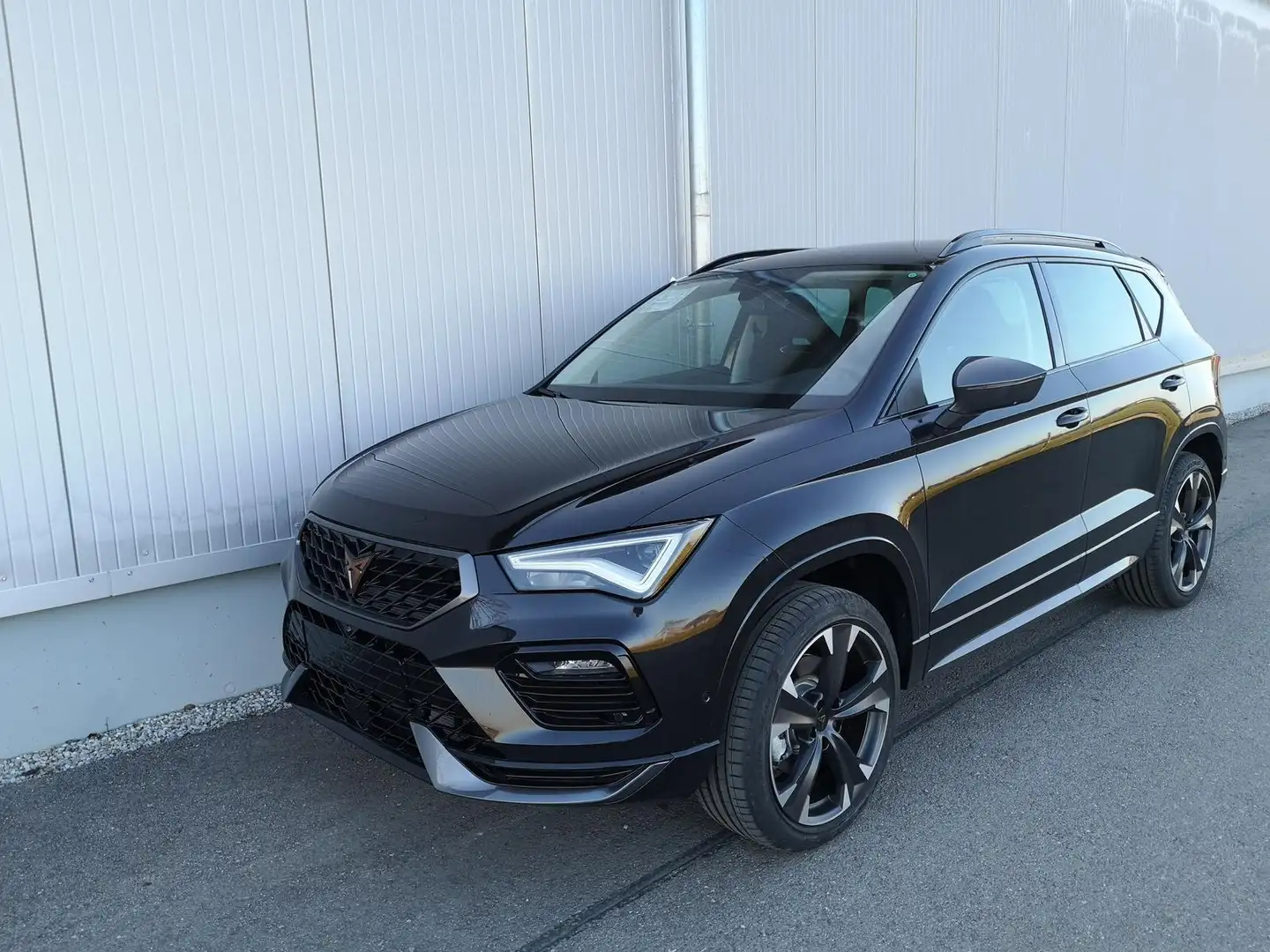 CUPRA Ateca 4Drive 2.0 TSI DSG Navi LED ACC 19 Zoll 140 kW ... Schwarz - 1