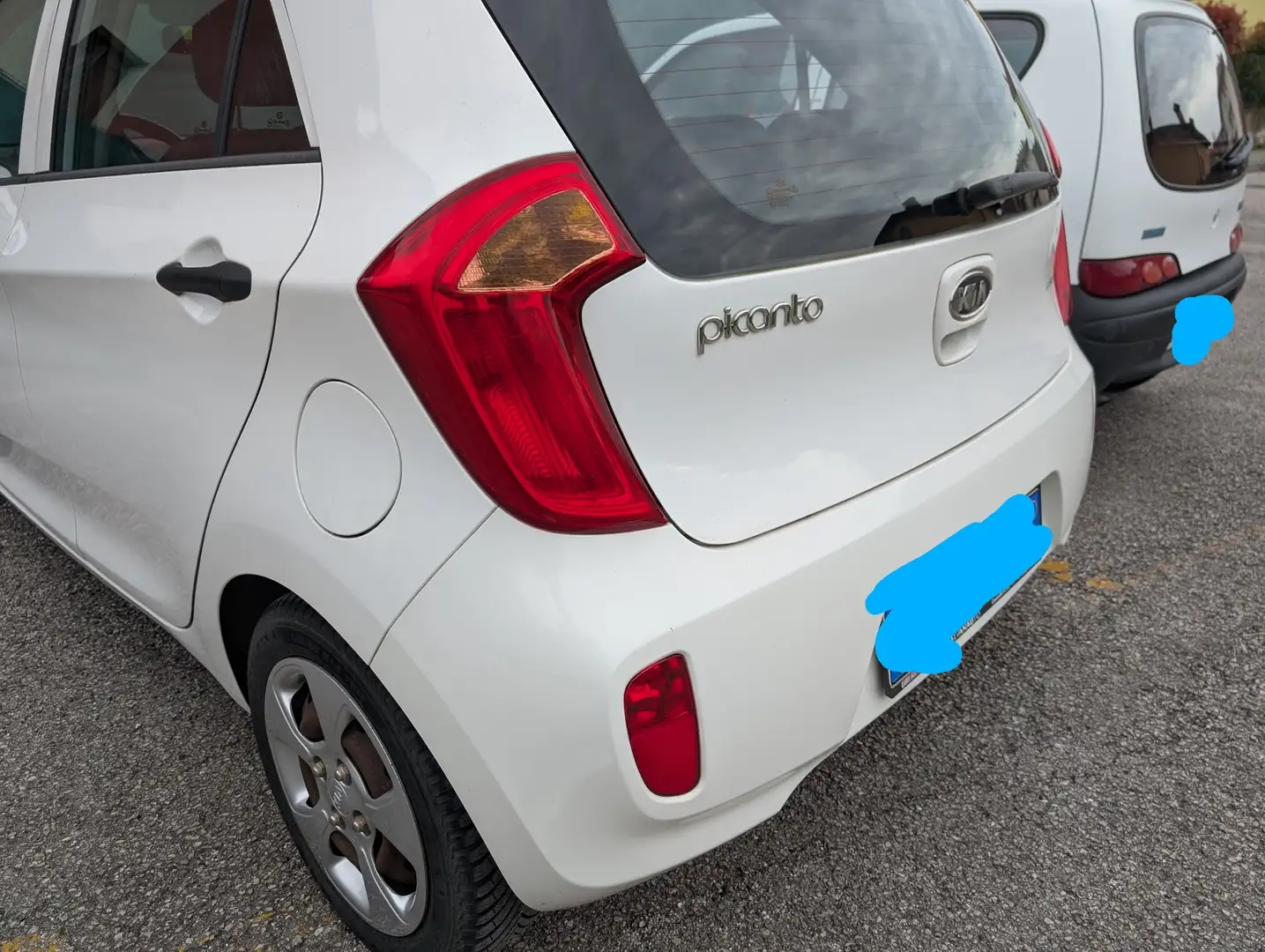 Kia Picanto 1.0 Easy 5p - 2