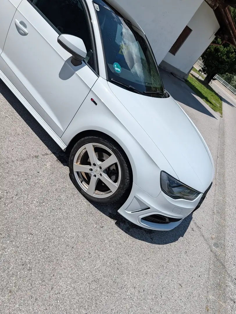 Audi A3 SB quattro Sport 2,0 TDI S-tronic Weiß - 2