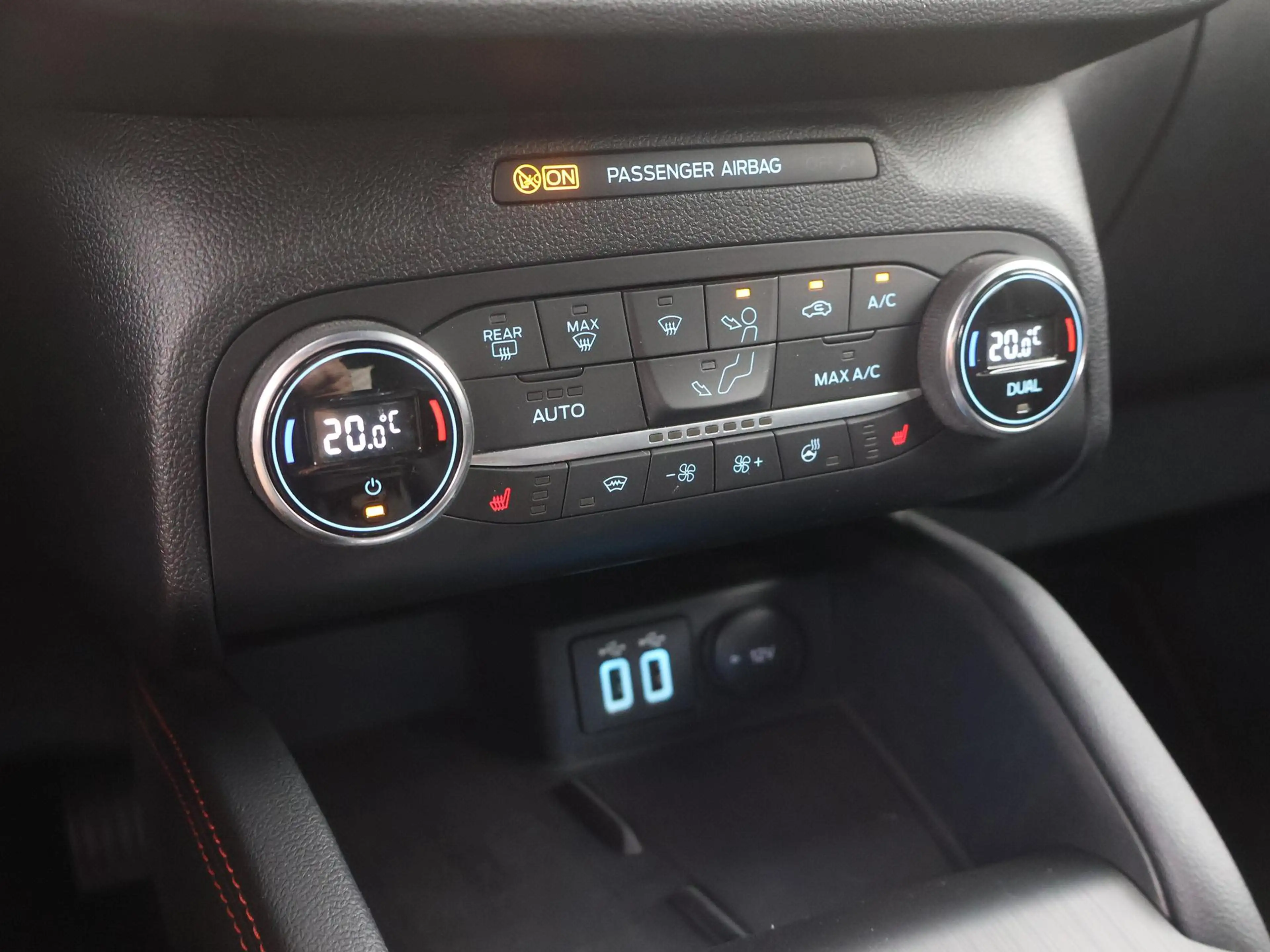 Ford Kuga 2.5 PHEV ST-Line X TREKH|HEAD-UP|WINTERPACK|B&O|BL — photo 22