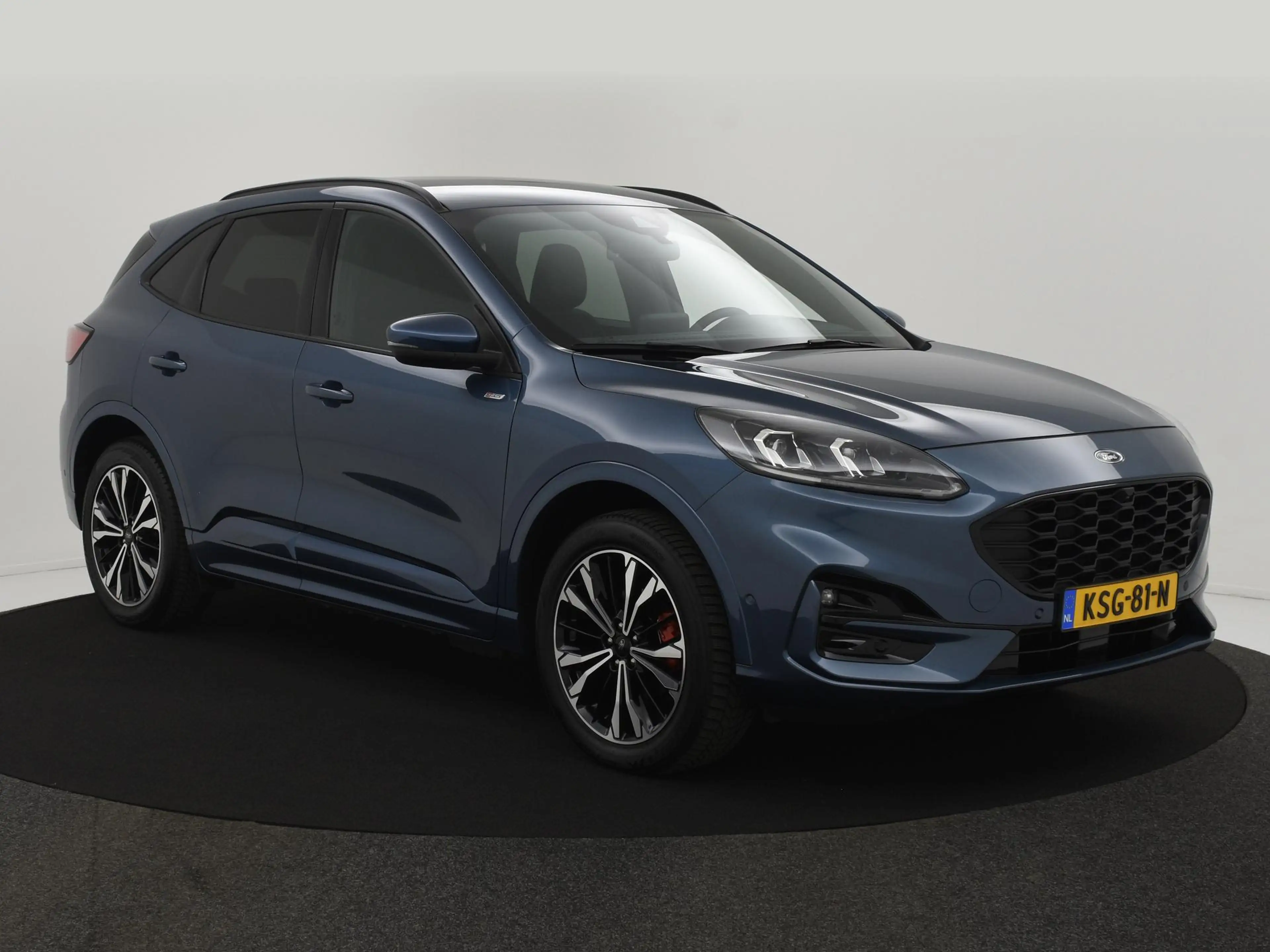 Ford Kuga 2.5 PHEV ST-Line X TREKH|HEAD-UP|WINTERPACK|B&O|BL — photo 5