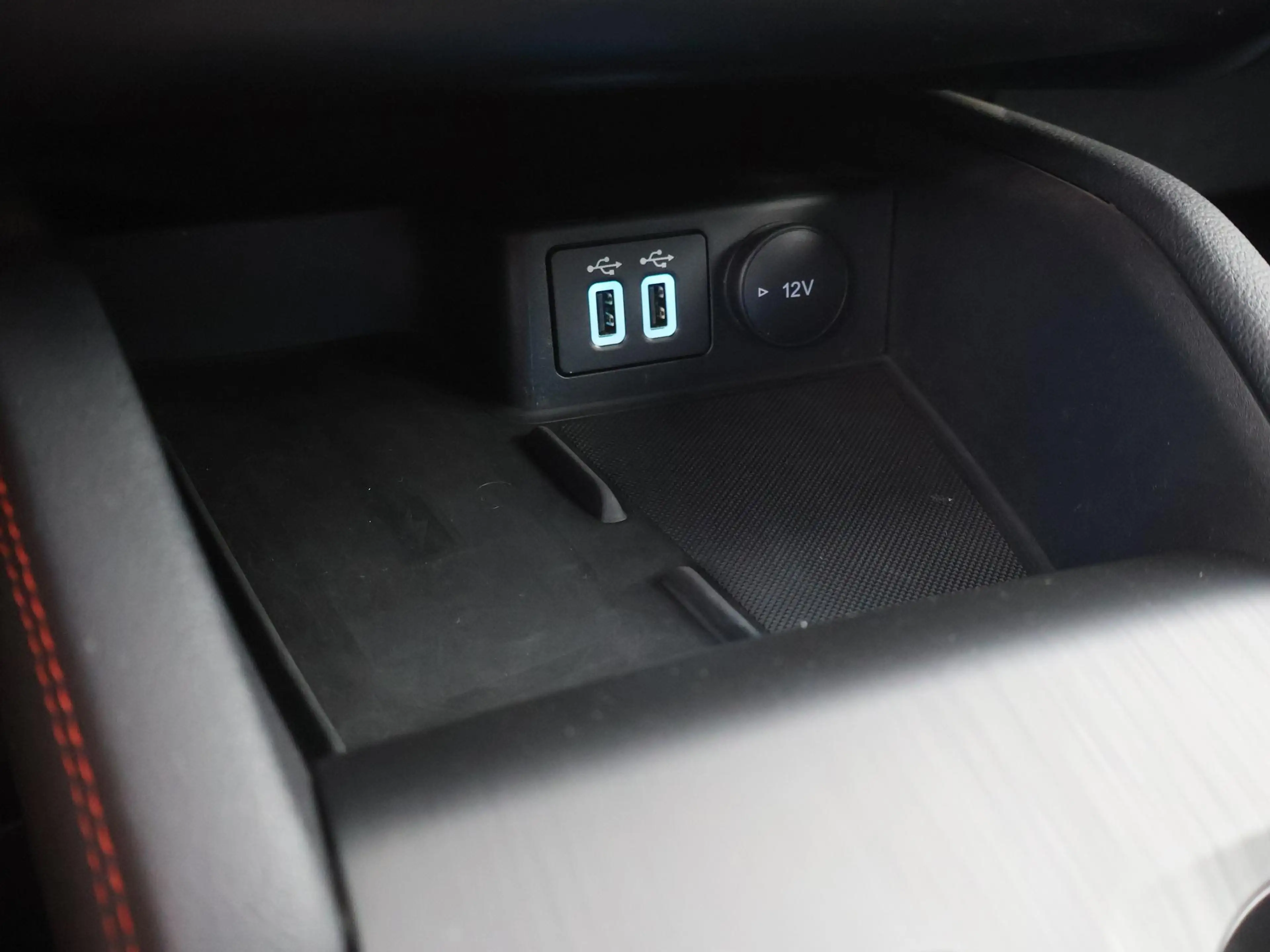 Ford Kuga 2.5 PHEV ST-Line X TREKH|HEAD-UP|WINTERPACK|B&O|BL — photo 23