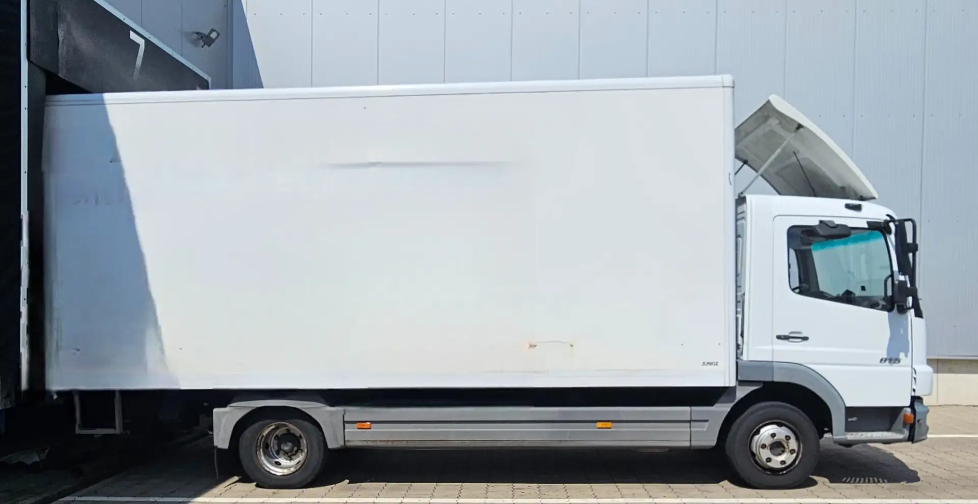 Mercedes-Benz Atego 815 Blanc - 2