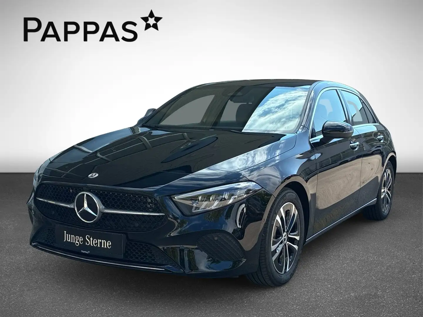 Mercedes-Benz A 180 Kompaktlimousine *Progressive Line Advanced Plus* Schwarz - 2