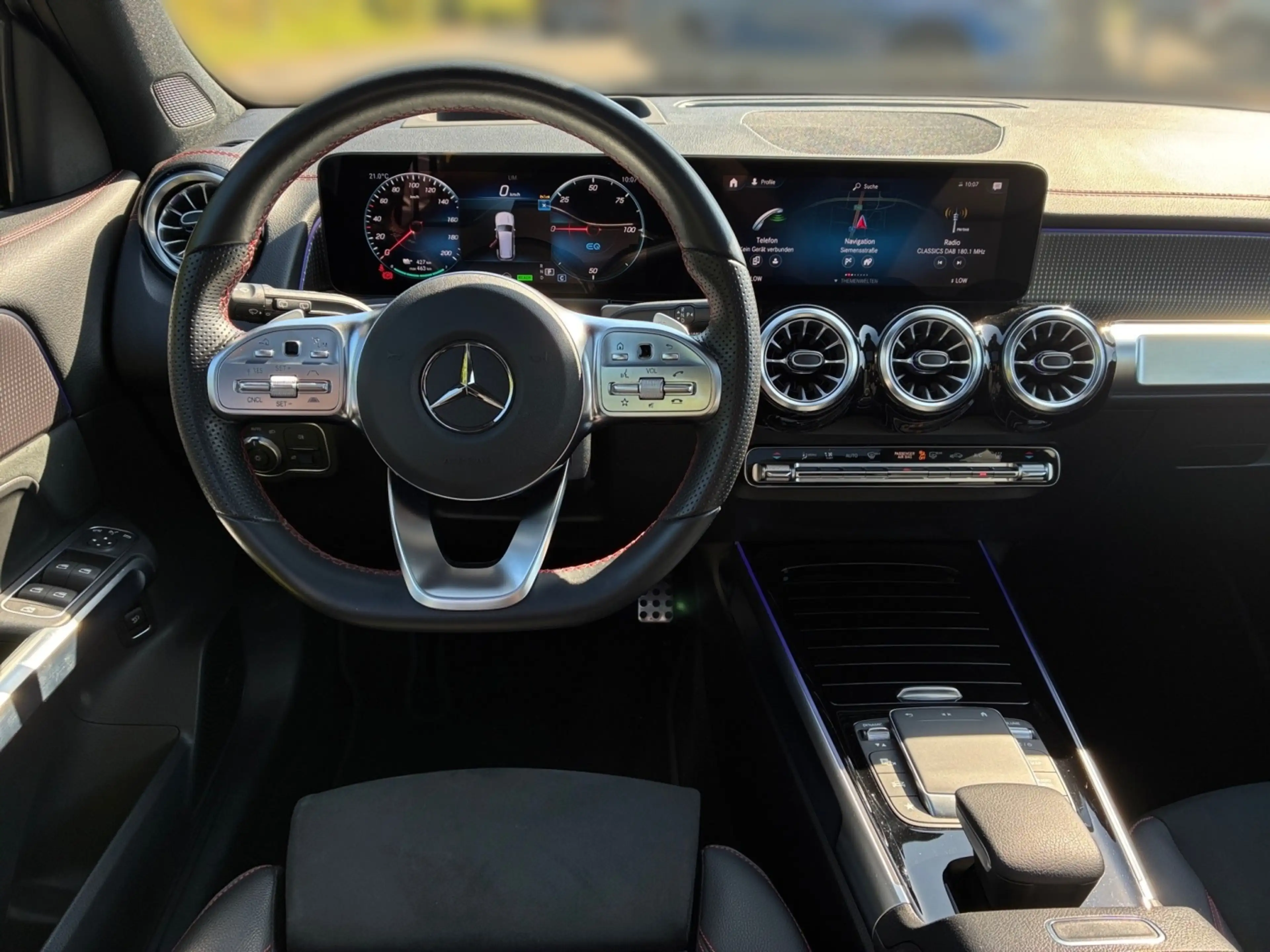 Mercedes-Benz EQB 250 AMG Night*HUD*Panorama*Easy-Pack*Distro* — photo 11
