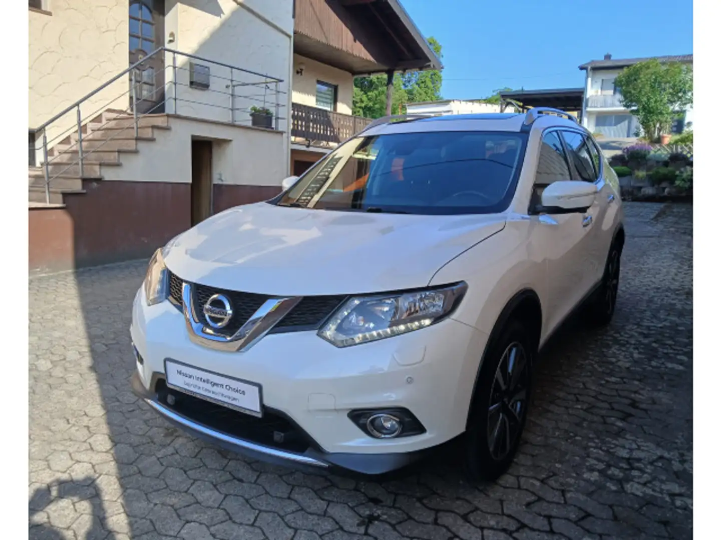 Nissan X-Trail 2.0 dCi ALL MODE 4x4 N-Vision AHK Pano N Bianco - 2