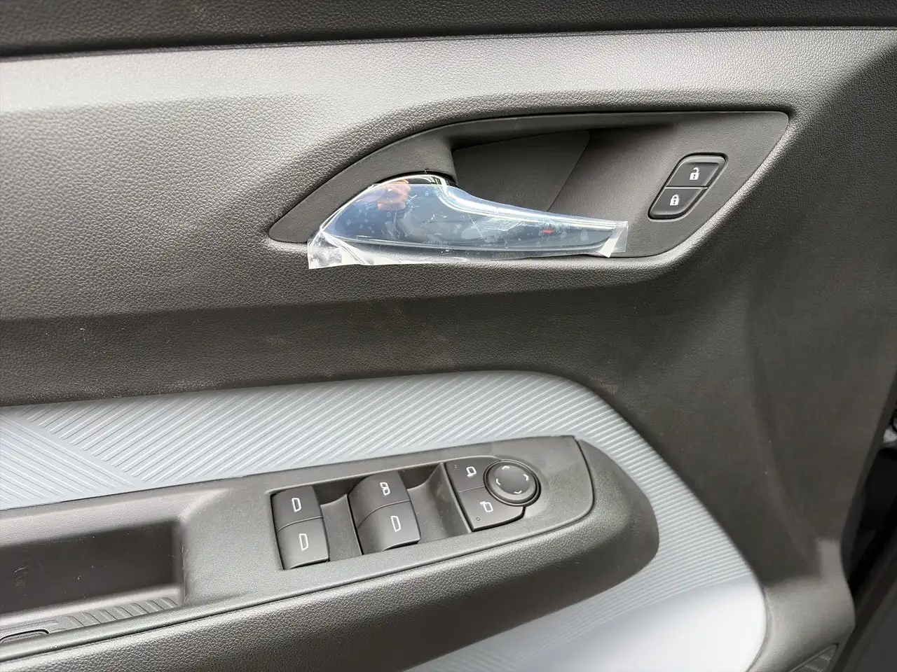 Chevrolet Bolt снимка Chevrolet Bolt