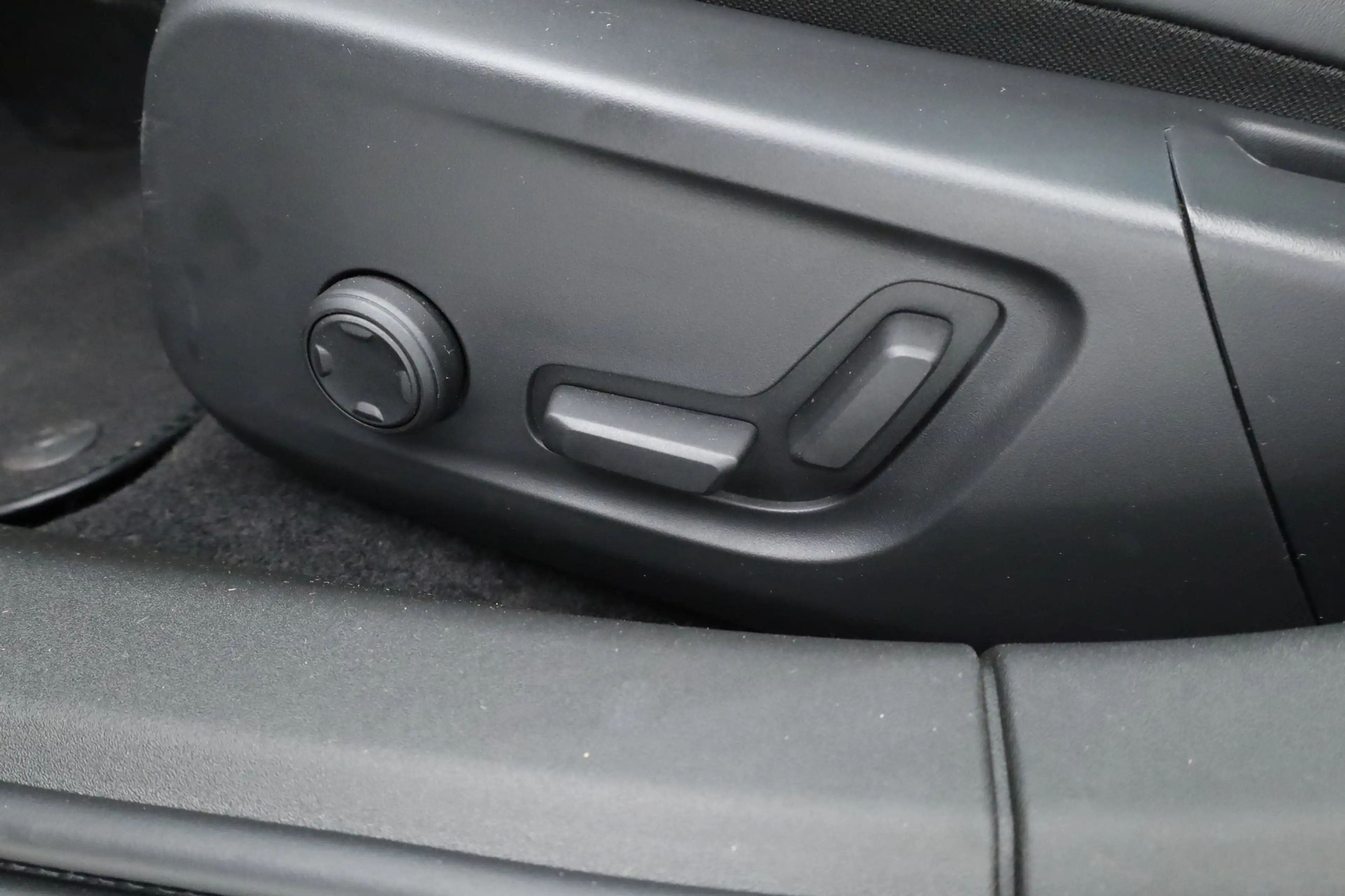 Polestar 2 Long Range Dual motor Plus 82 kWh | Stoelventilati — photo 9