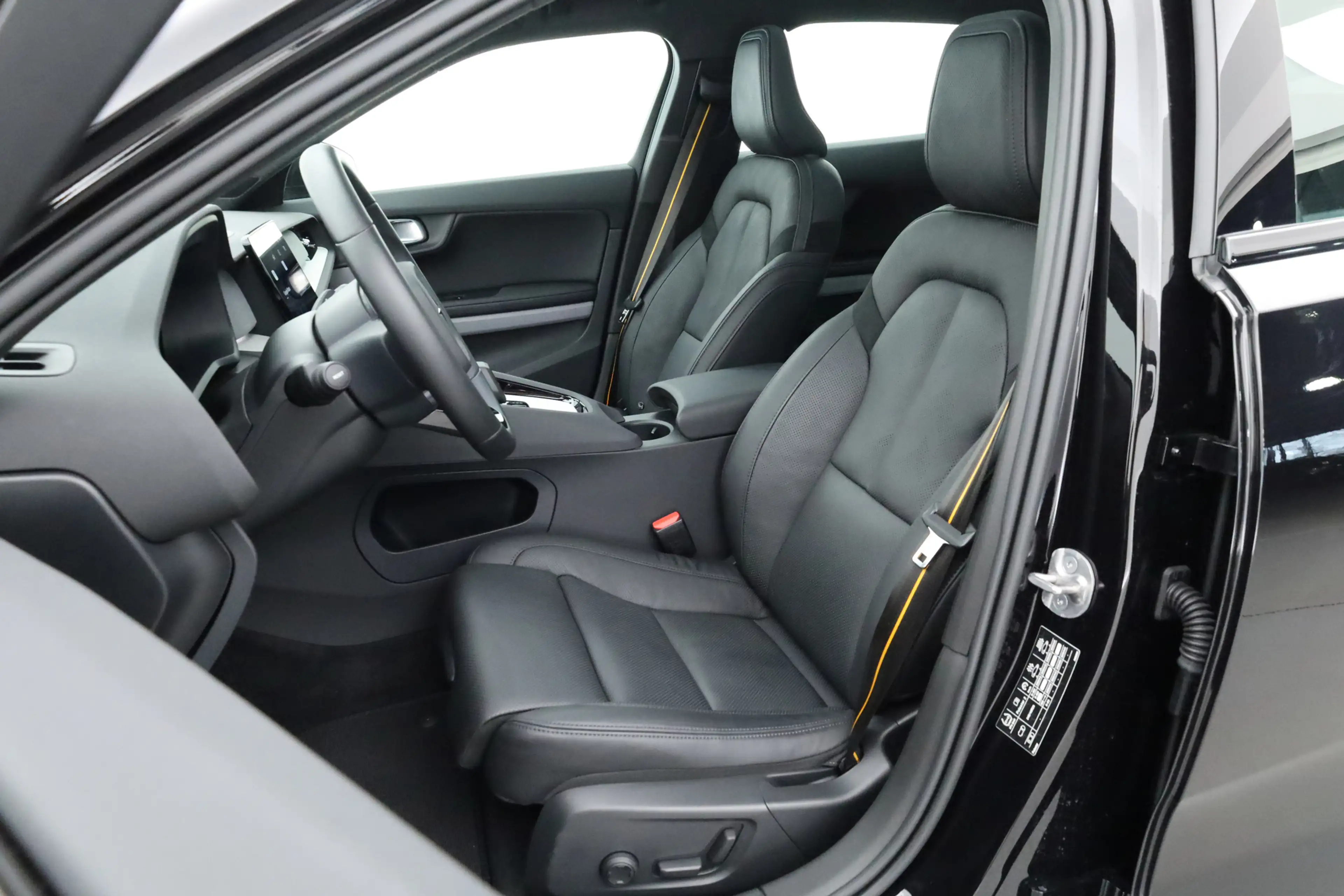 Polestar 2 Long Range Dual motor Plus 82 kWh | Stoelventilati — photo 3