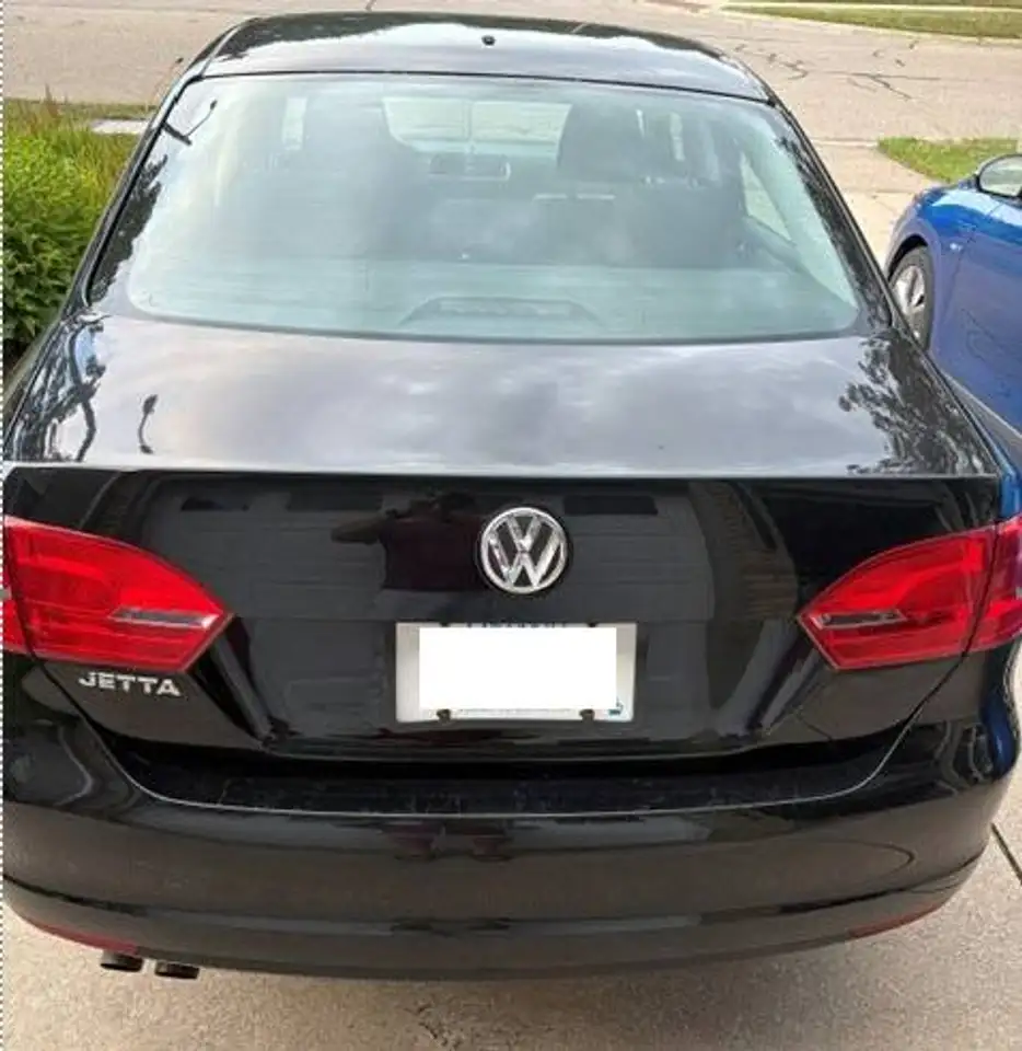 Volkswagen Jetta снимка Volkswagen Jetta